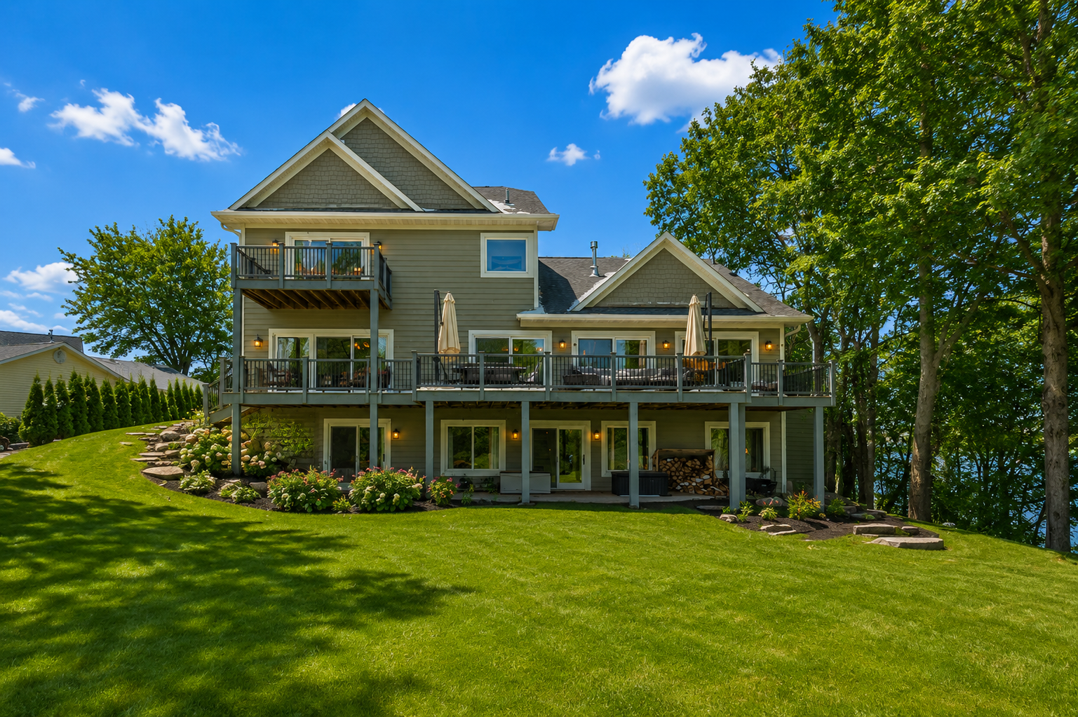 3396 Kings Point Road