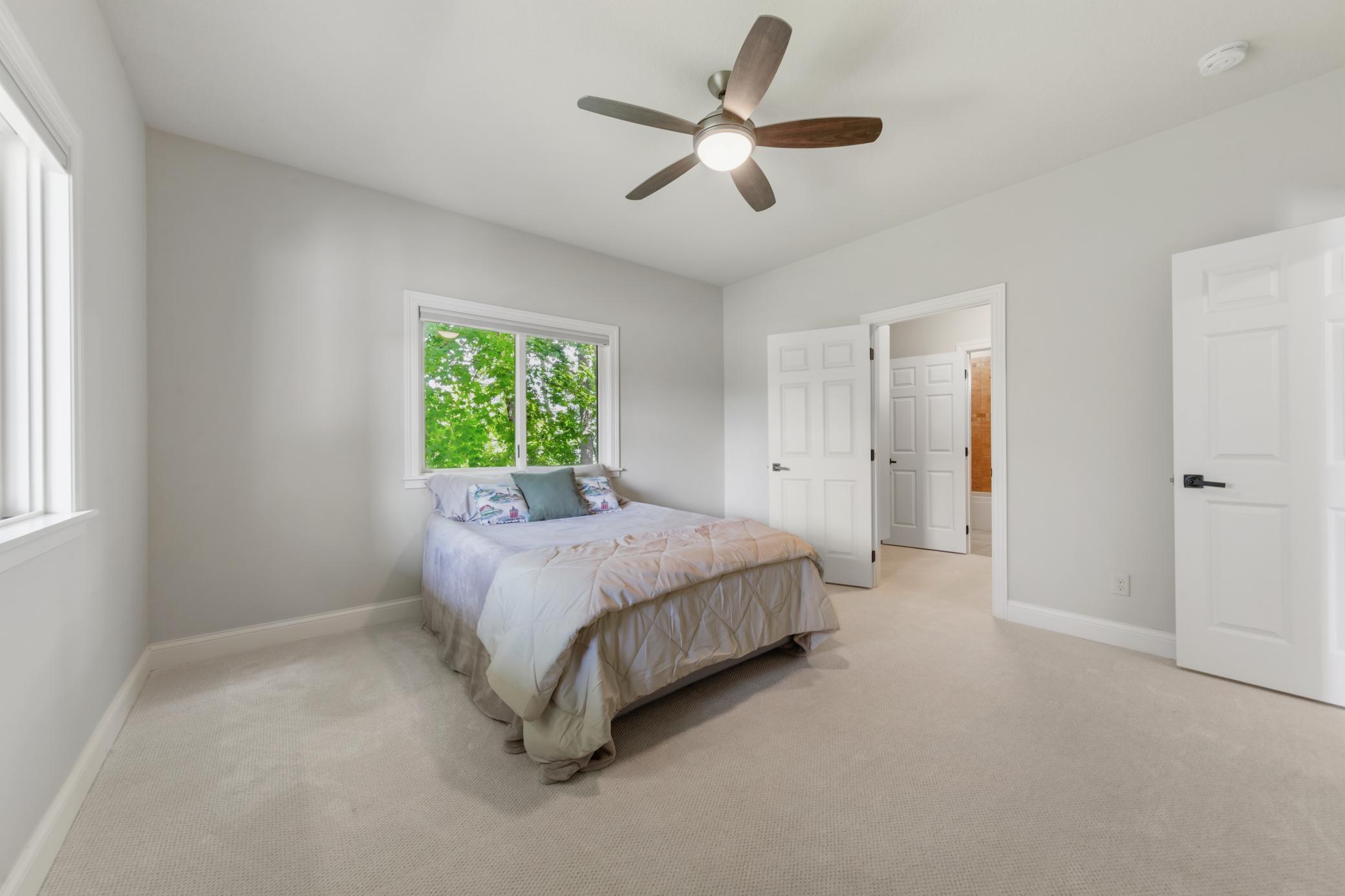 3396 Kings Point Road
