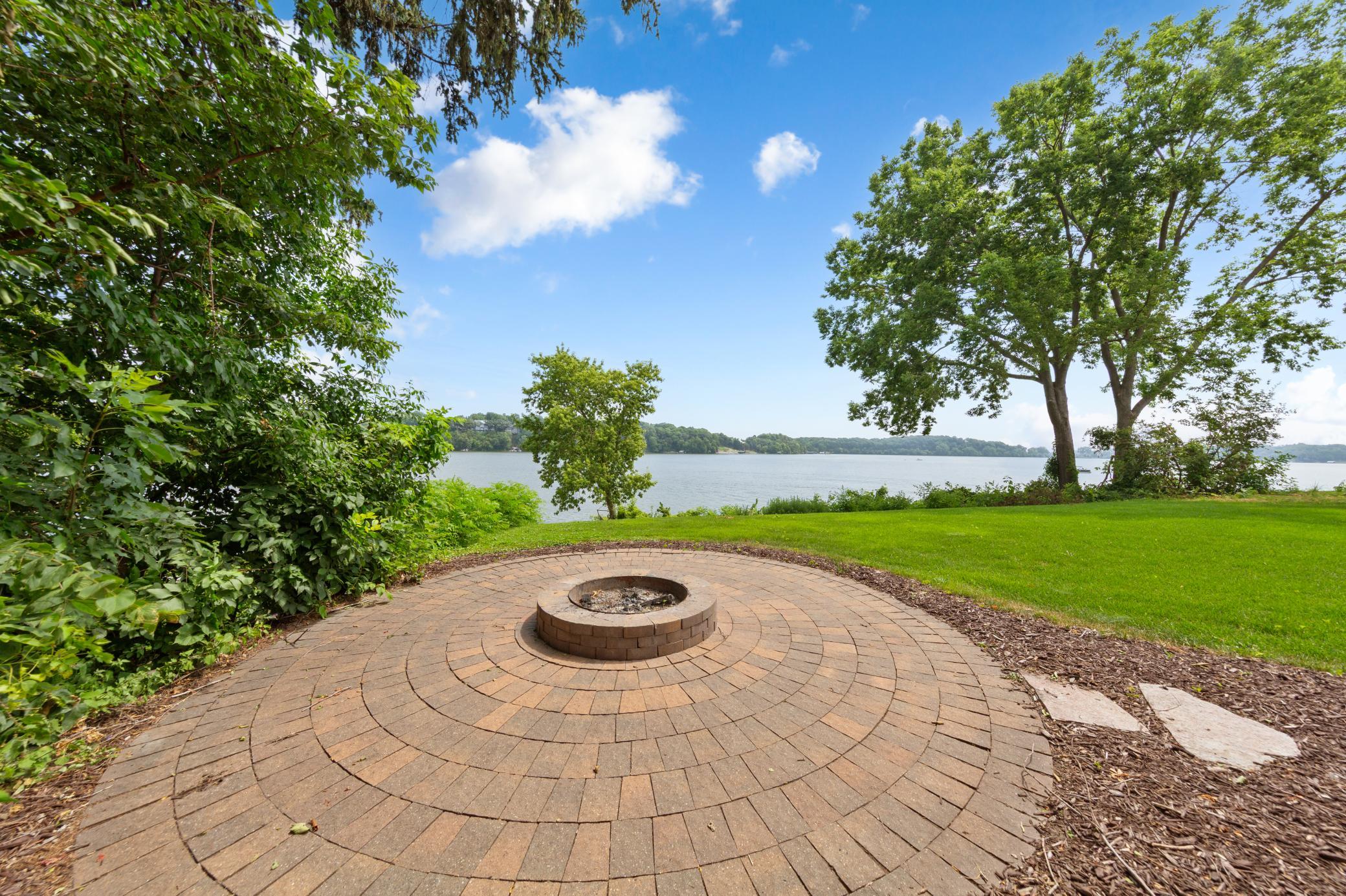 3396 Kings Point Road
