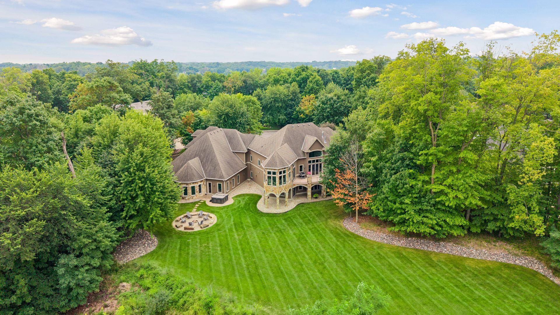 27630 Virginia Cove