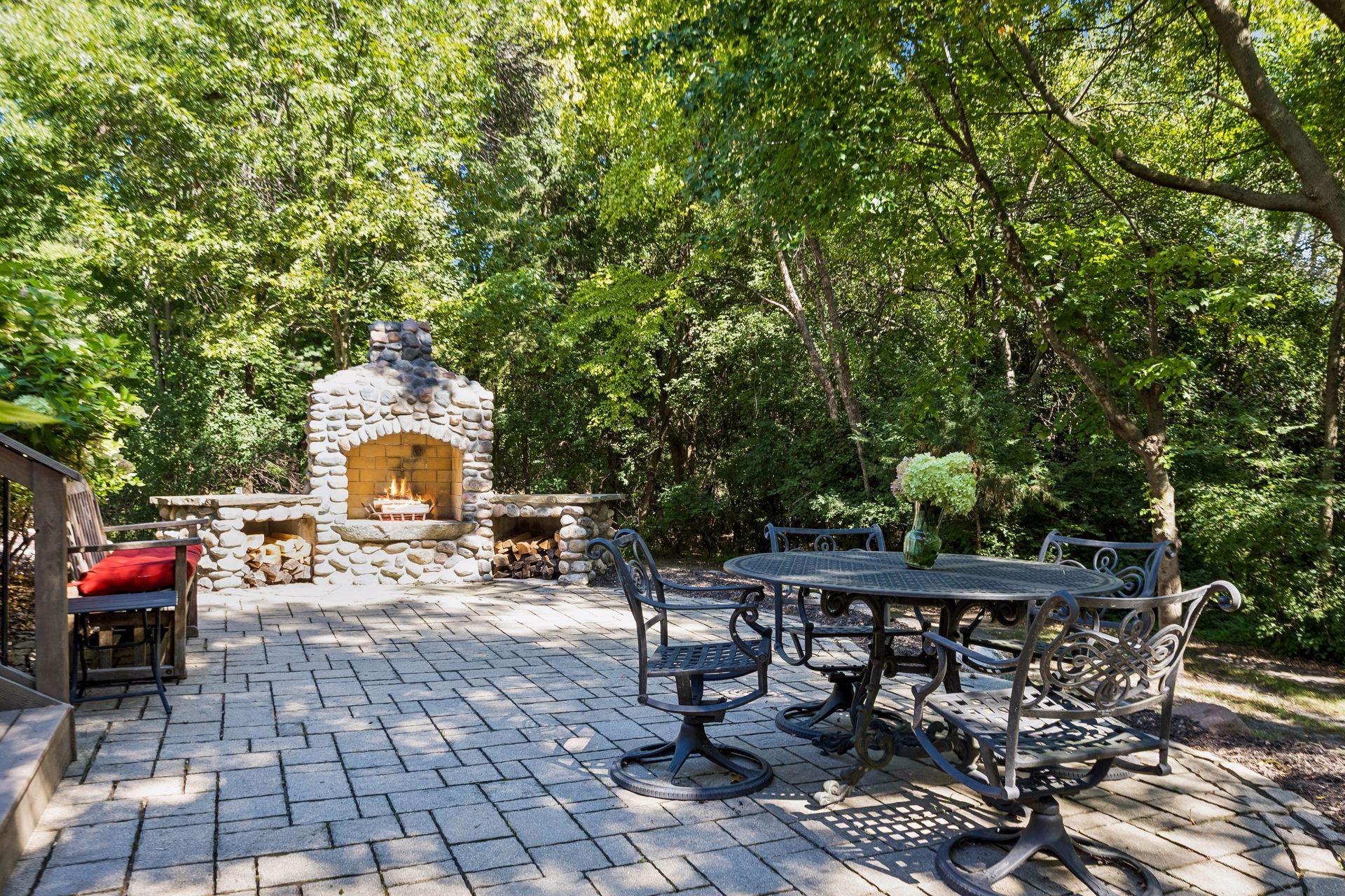 5950 Boulder Bridge Lane