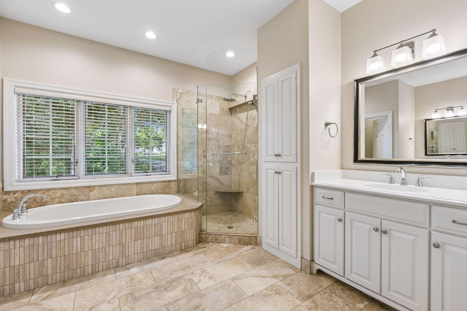 5950 Boulder Bridge Lane