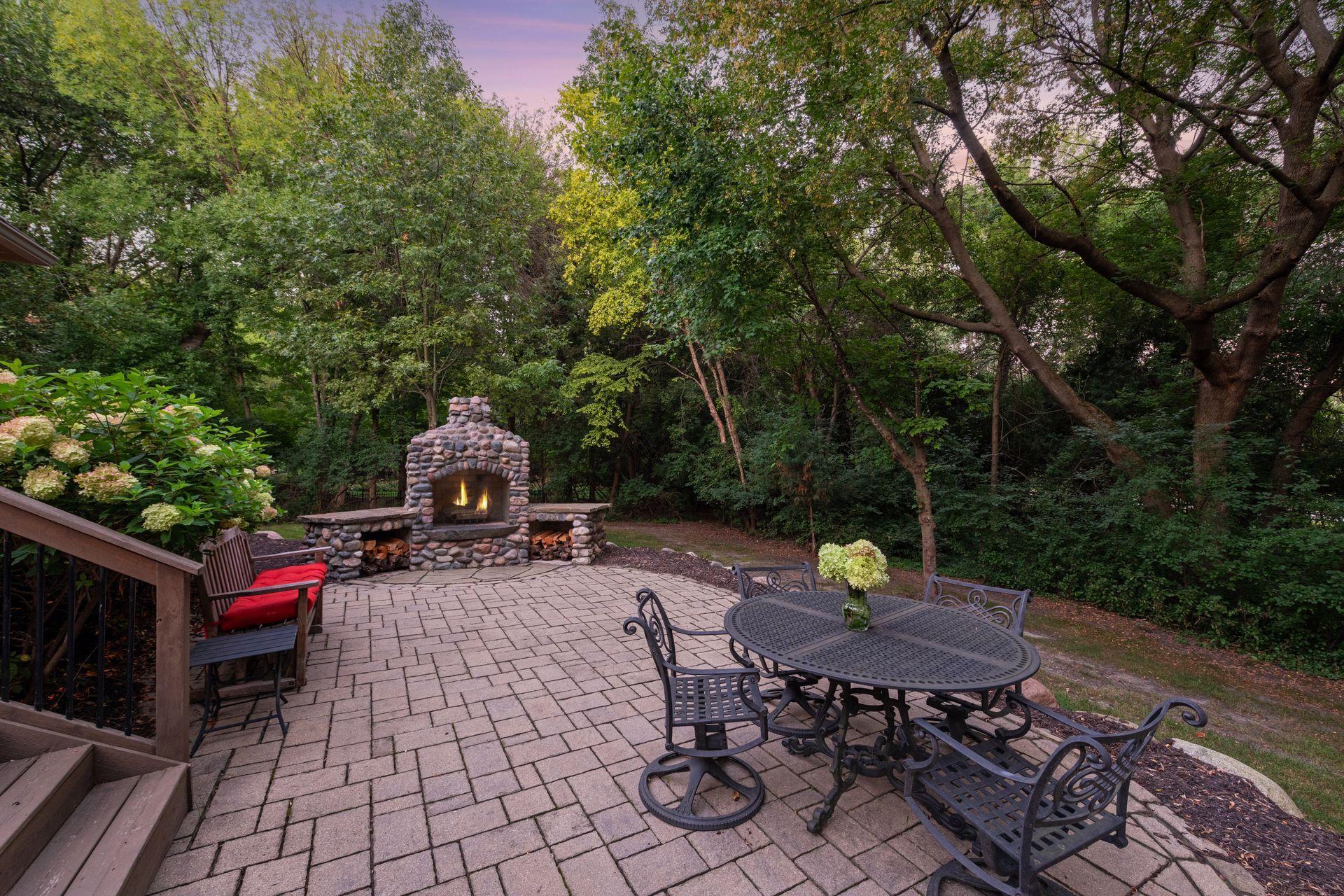 5950 Boulder Bridge Lane