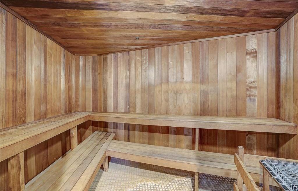 603 Lake Street Unit: 307