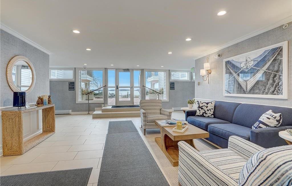 603 Lake Street Unit: 307