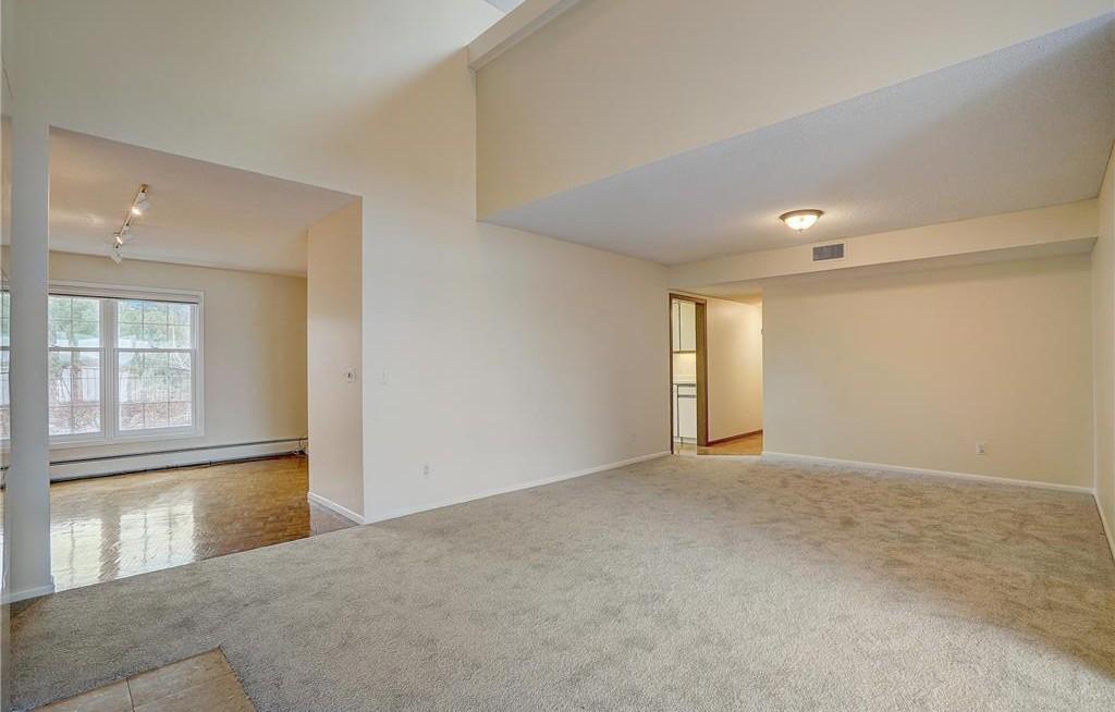 603 Lake Street Unit: 307