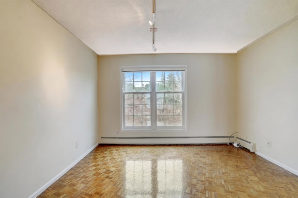 603 Lake Street Unit: 307