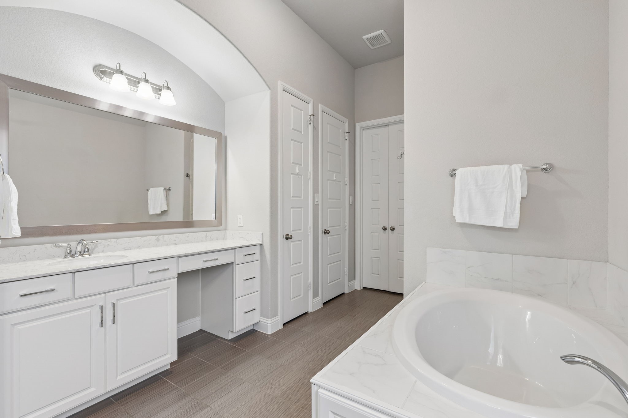 7909 Bonham Cove