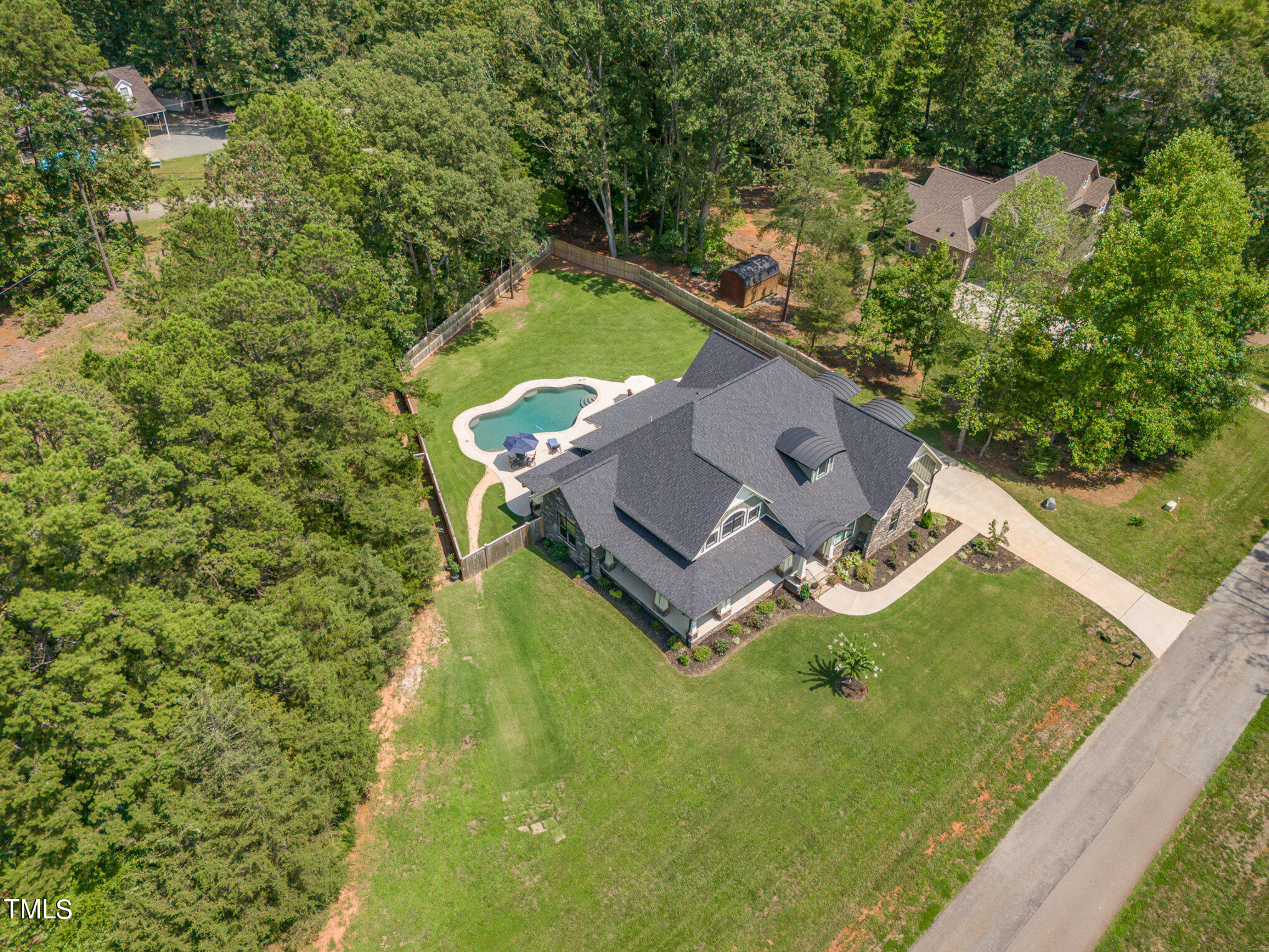 5004 Harvestview Drive