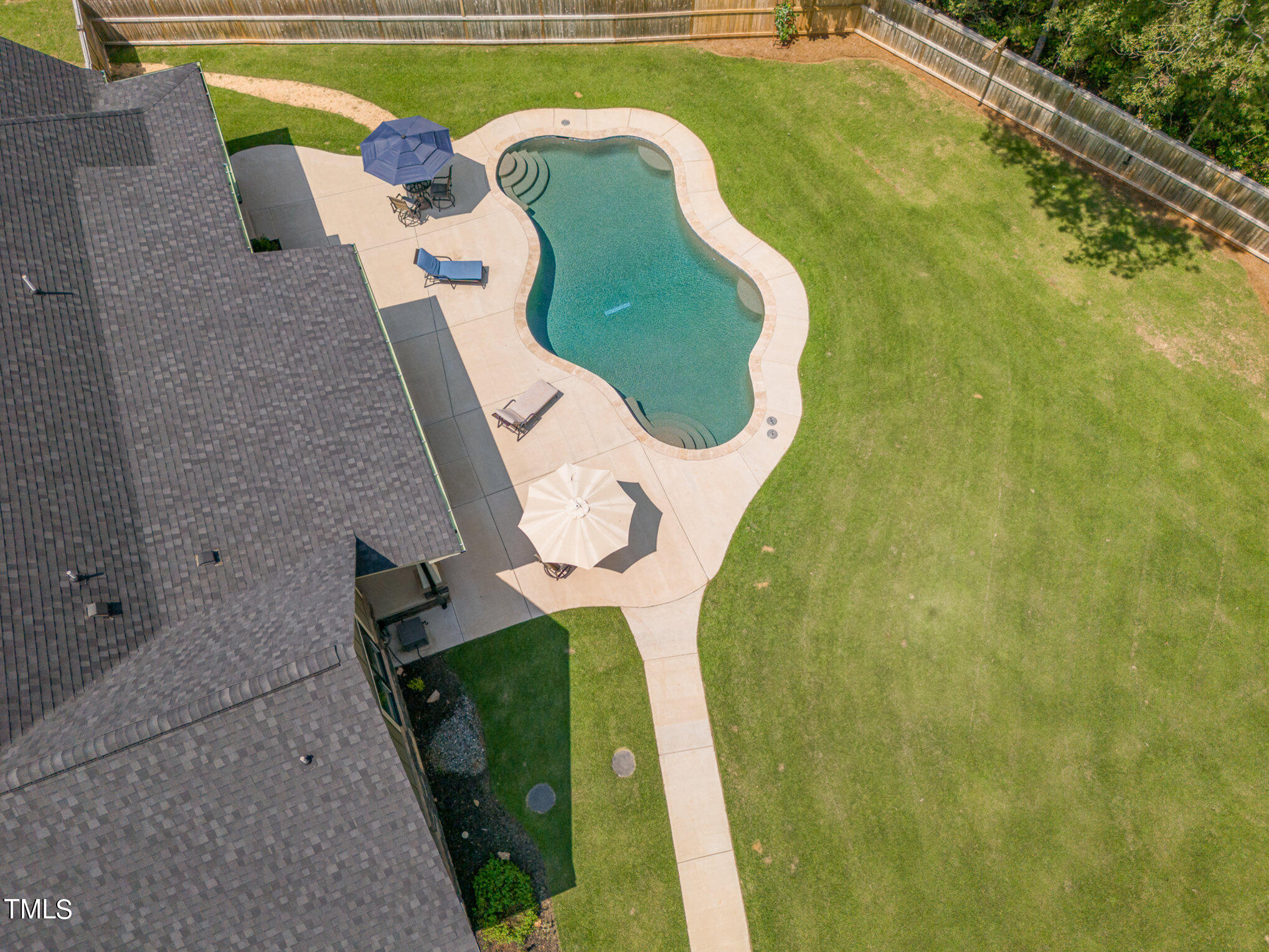 5004 Harvestview Drive