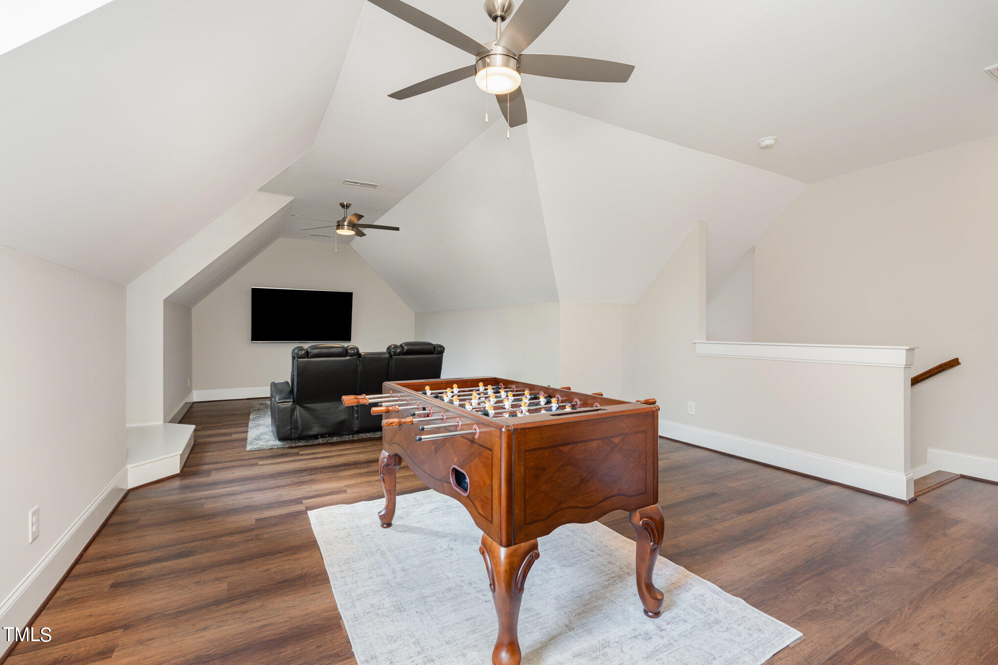 5004 Harvestview Drive