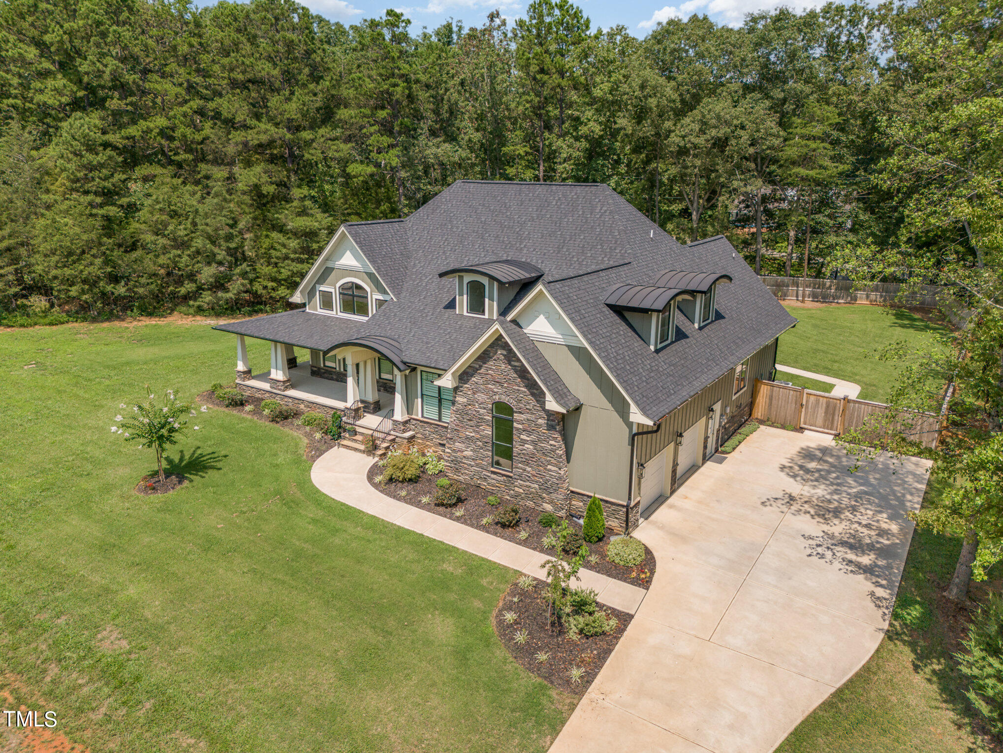 5004 Harvestview Drive