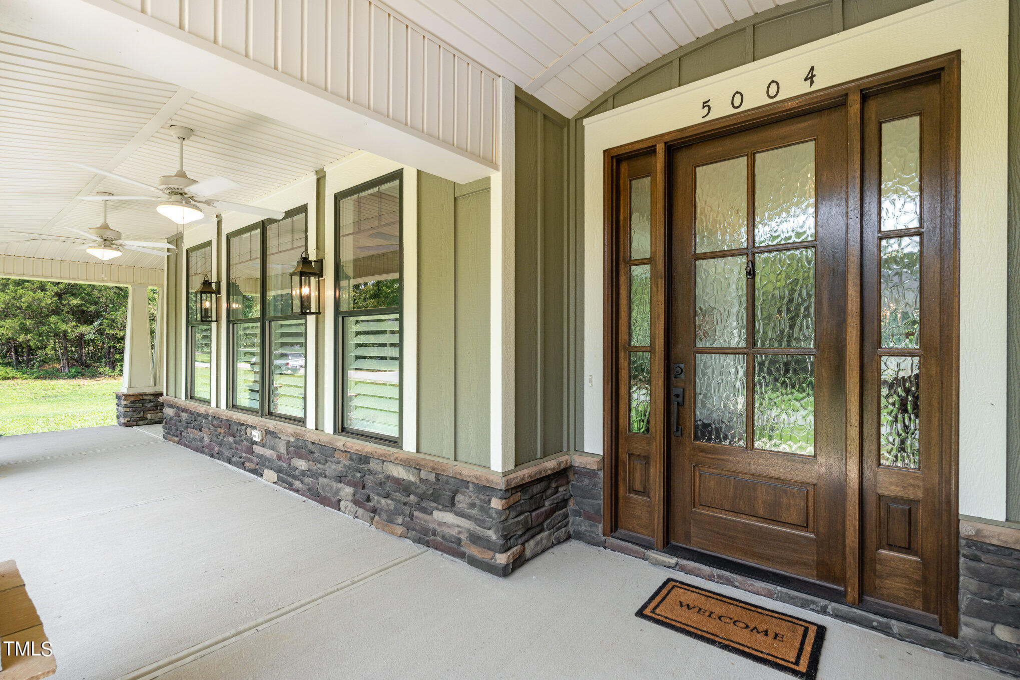 5004 Harvestview Drive