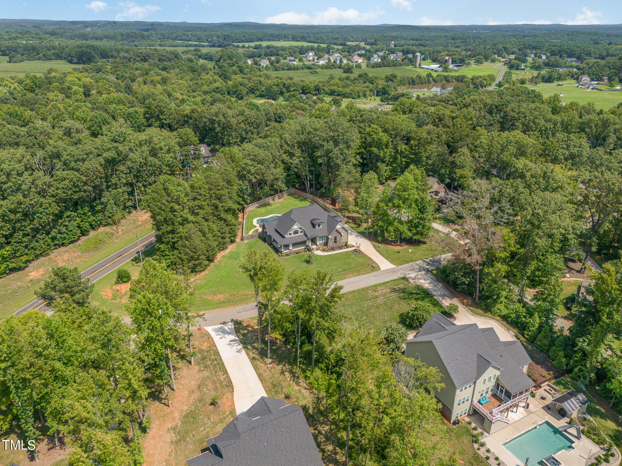 5004 Harvestview Drive