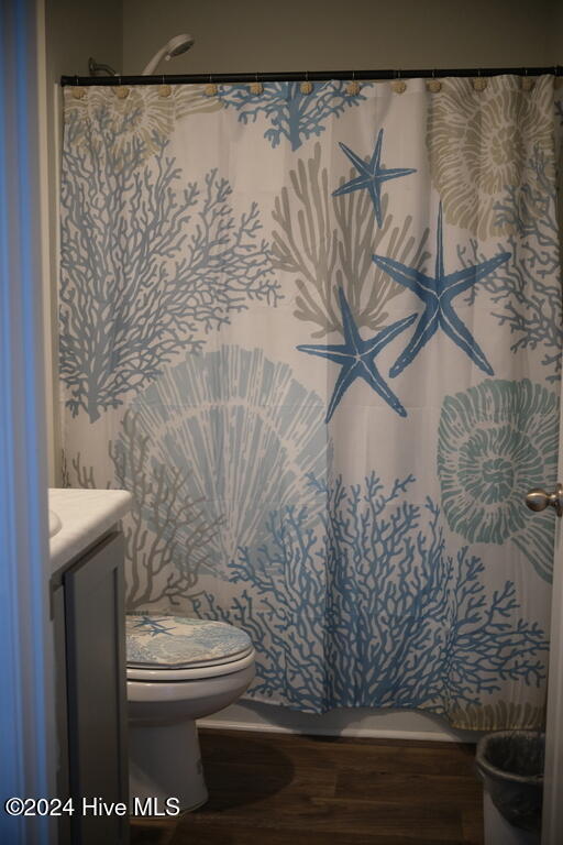 8339 E Highcroft Drive NE