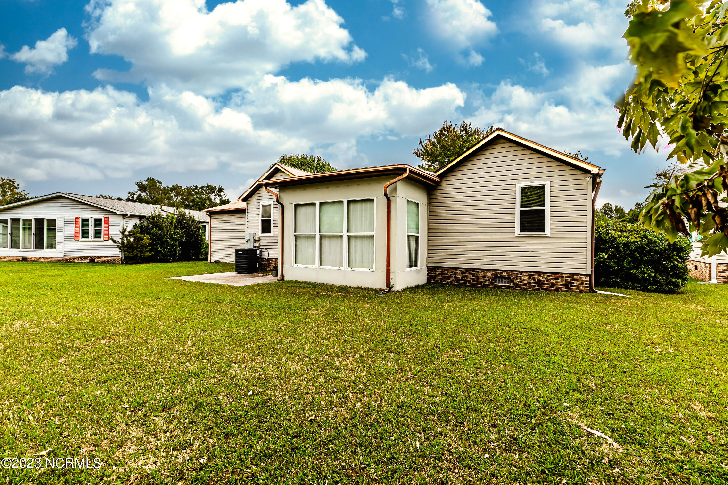 1092 Nautical Lane SW