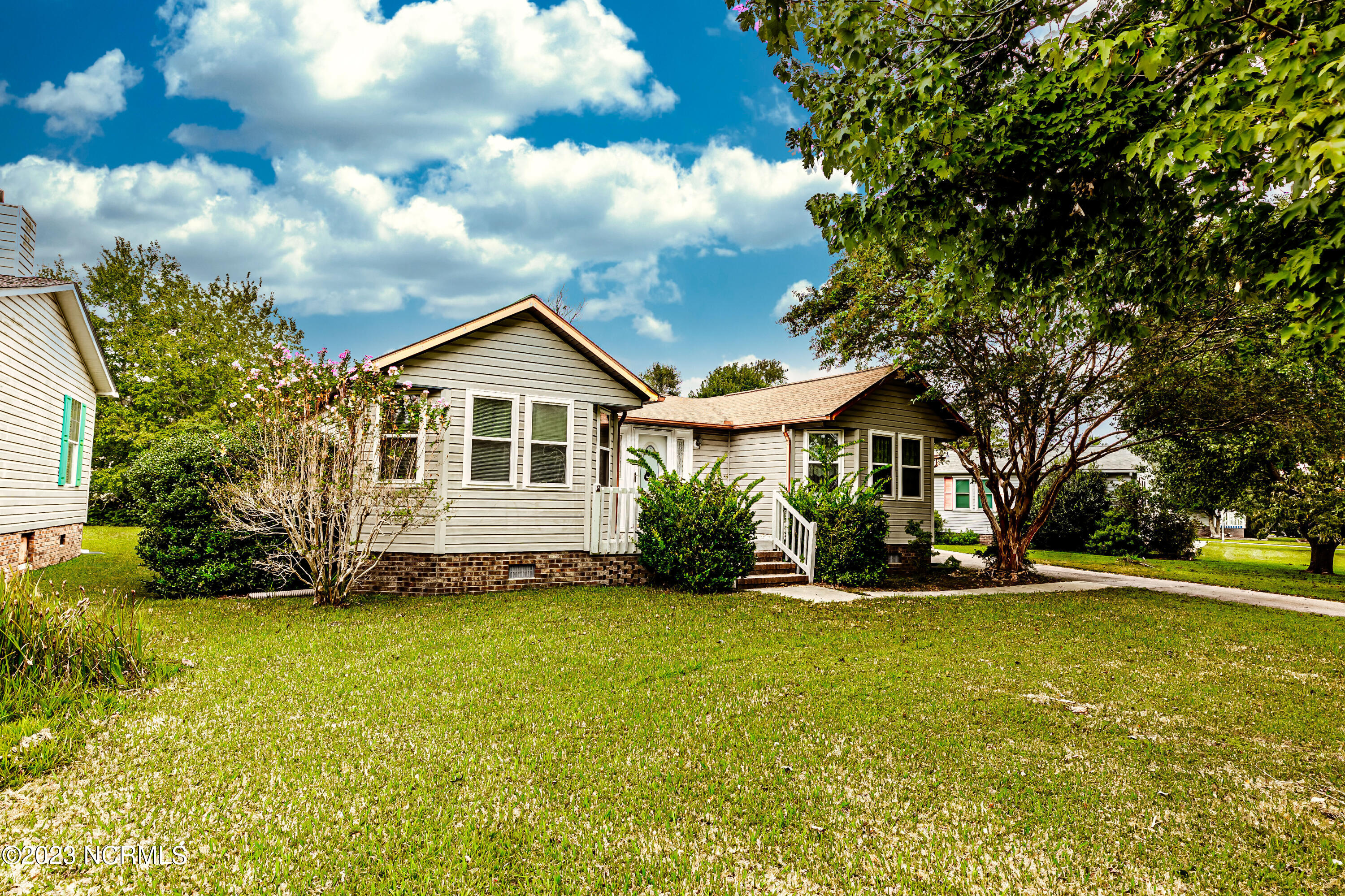 1092 Nautical Lane SW