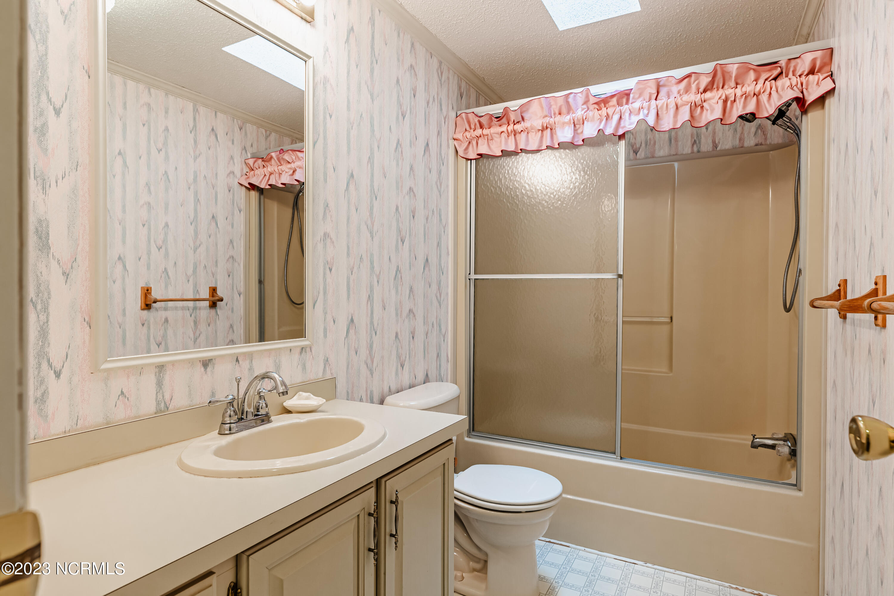 1092 Nautical Lane SW