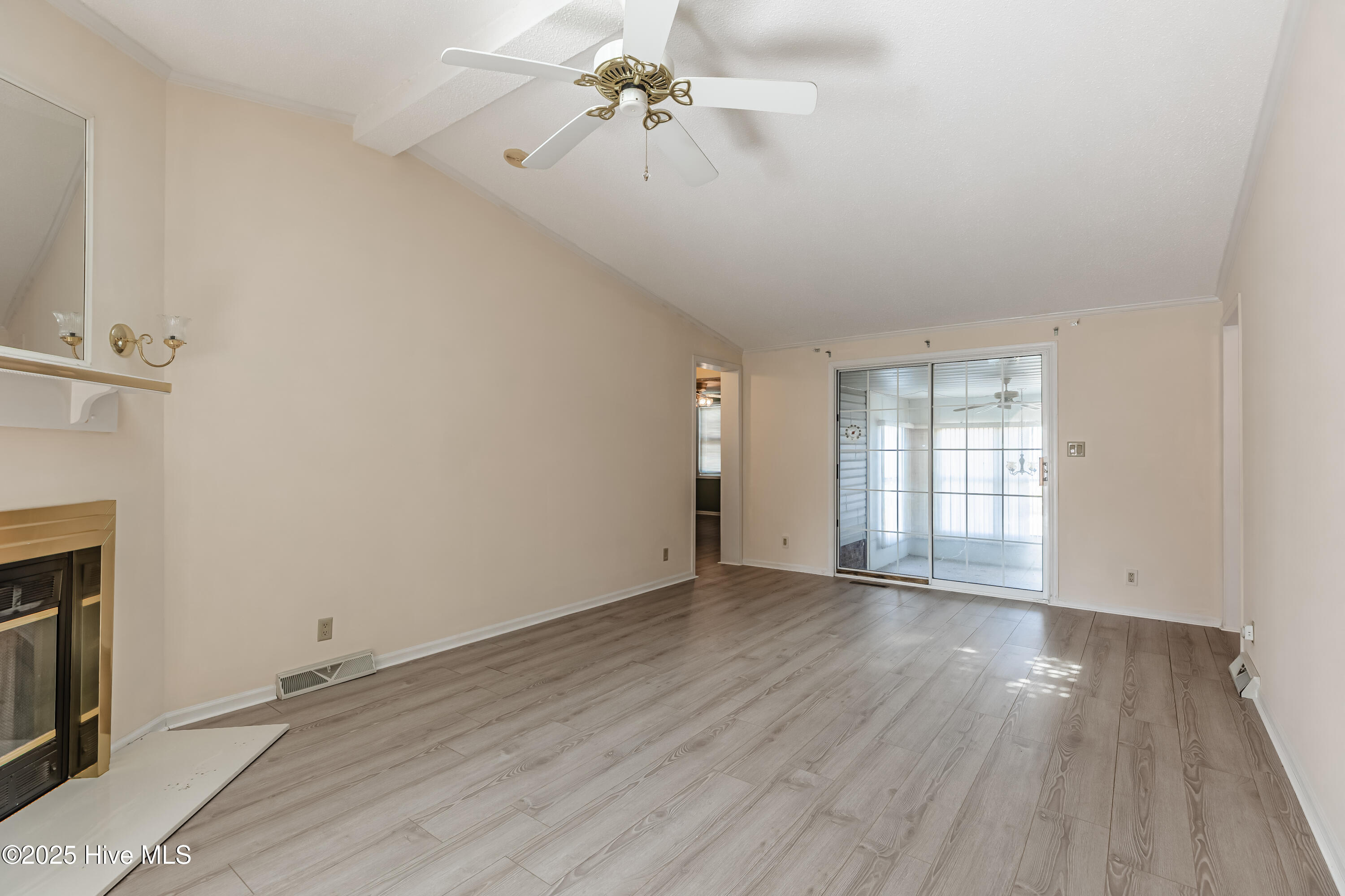 1092 Nautical Lane SW