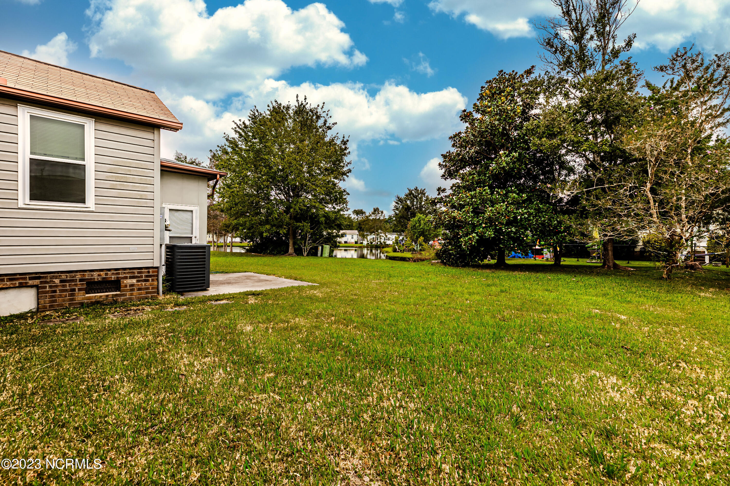 1092 Nautical Lane SW