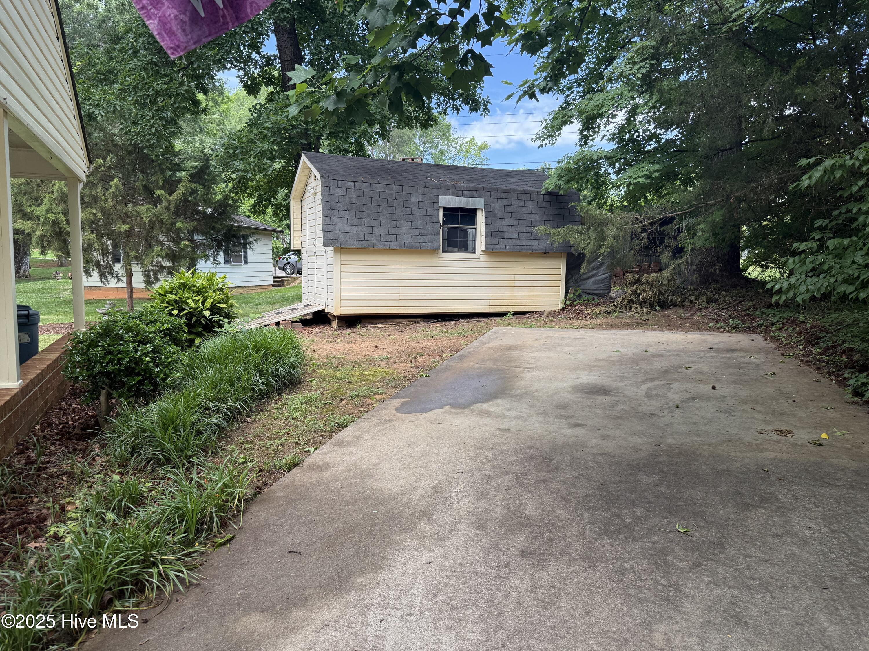 609 Malone Court