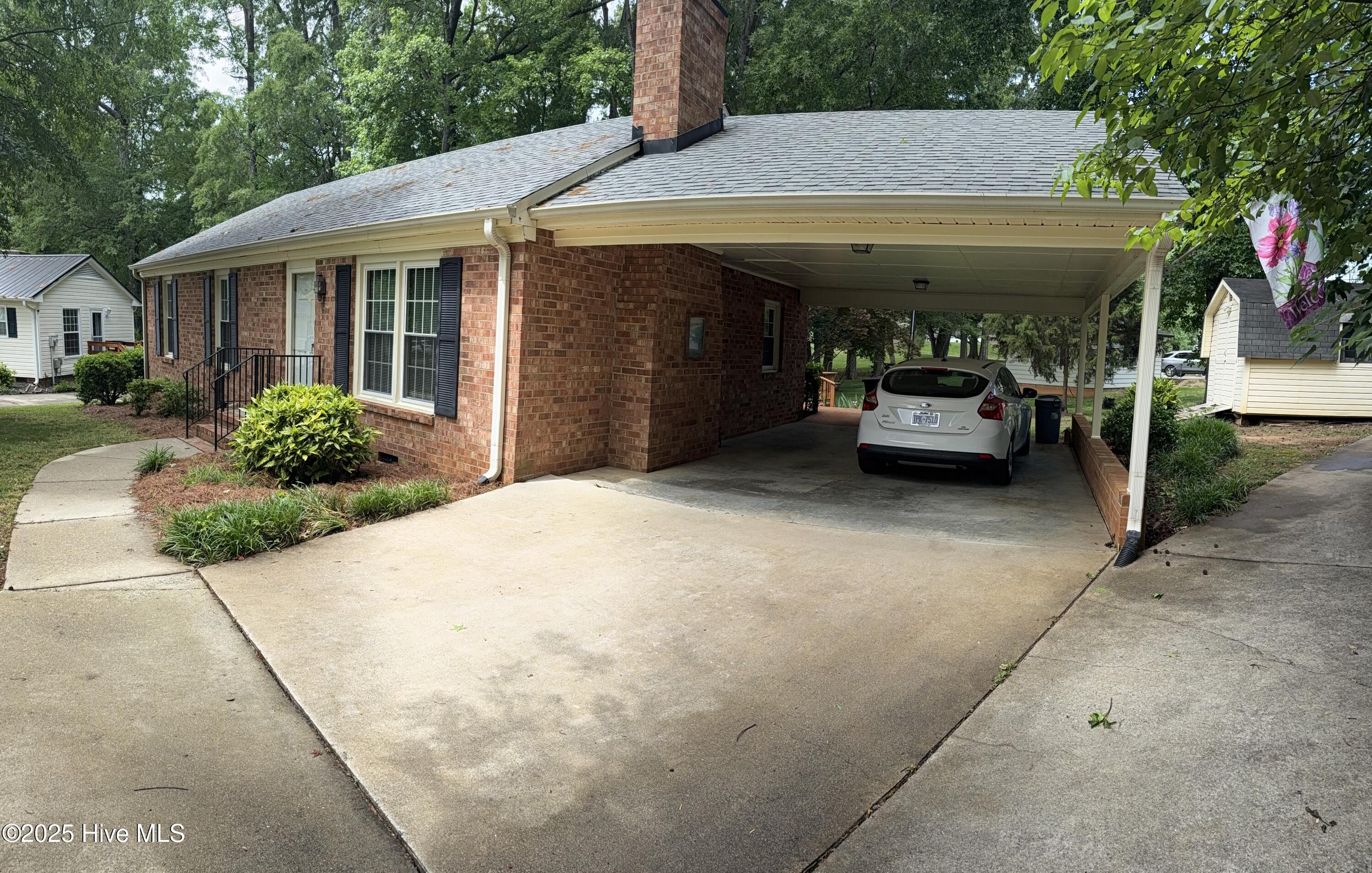 609 Malone Court