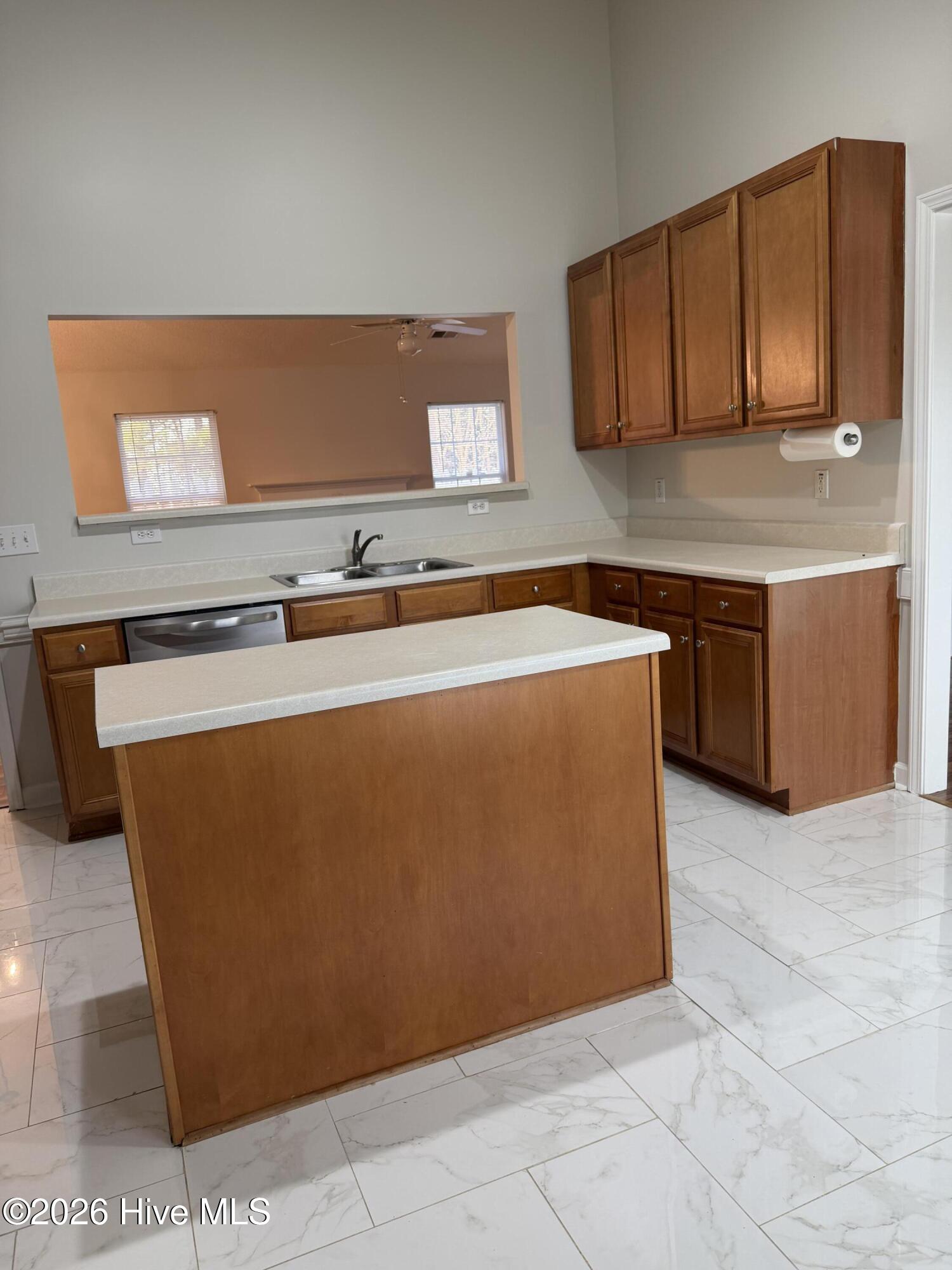 2114 Sweetbay Circle