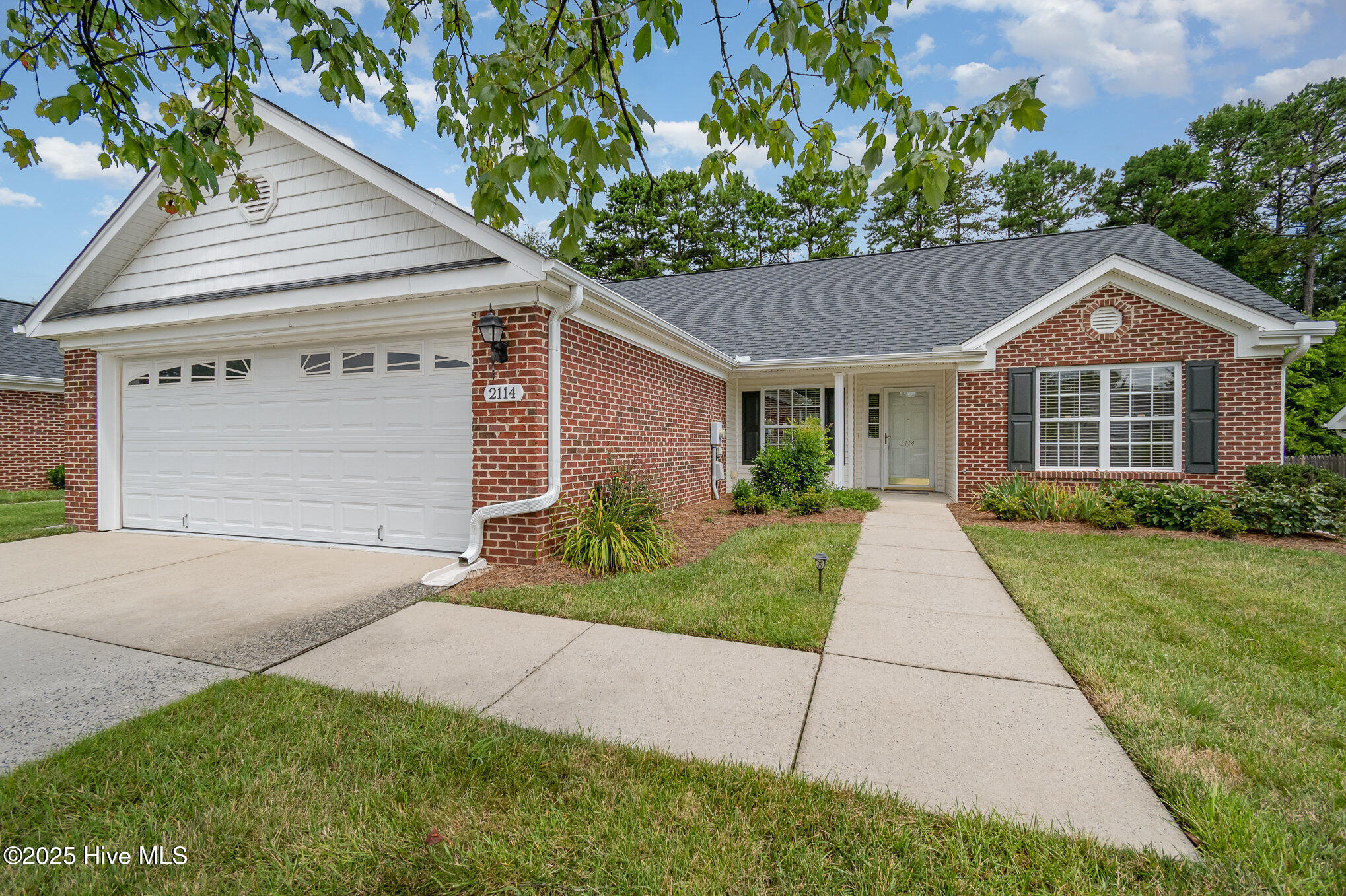 2114 Sweetbay Circle