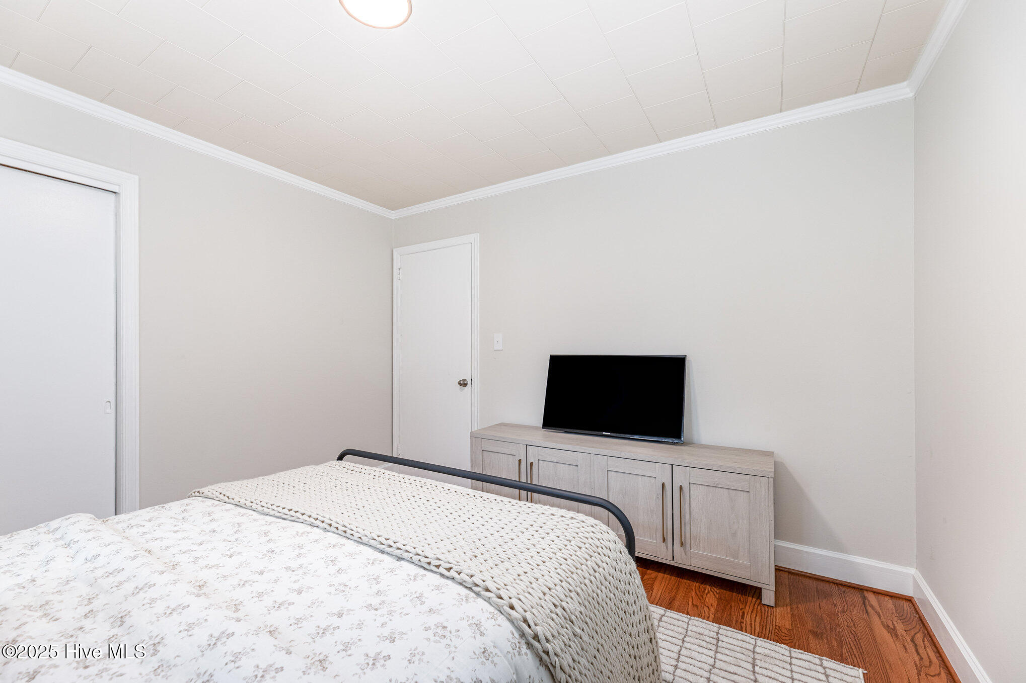 1810 S Mebane Street