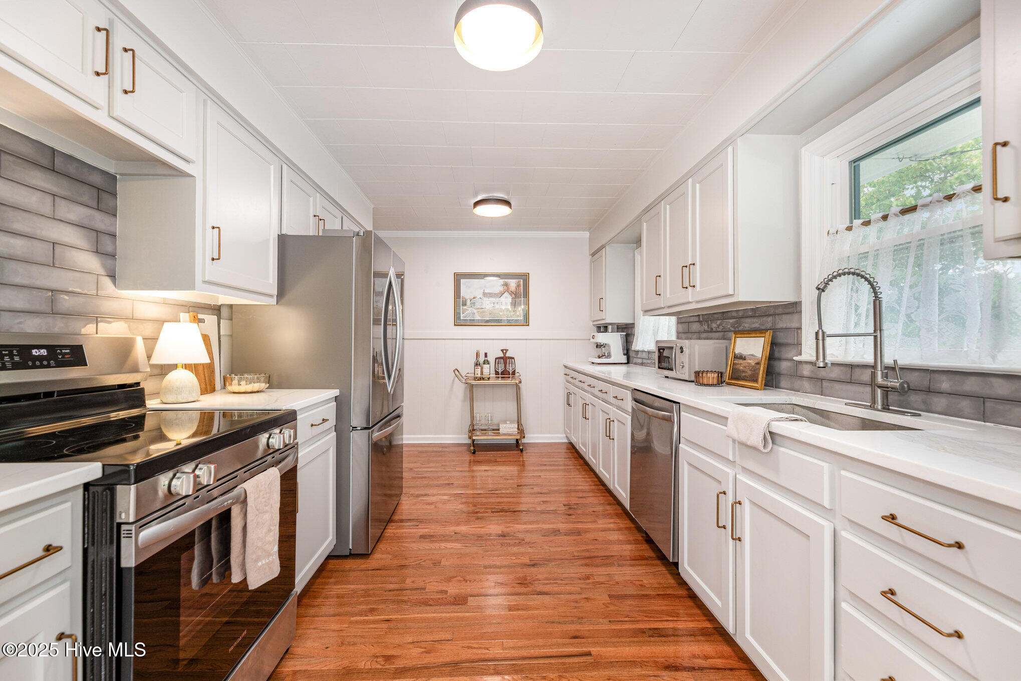 1810 S Mebane Street