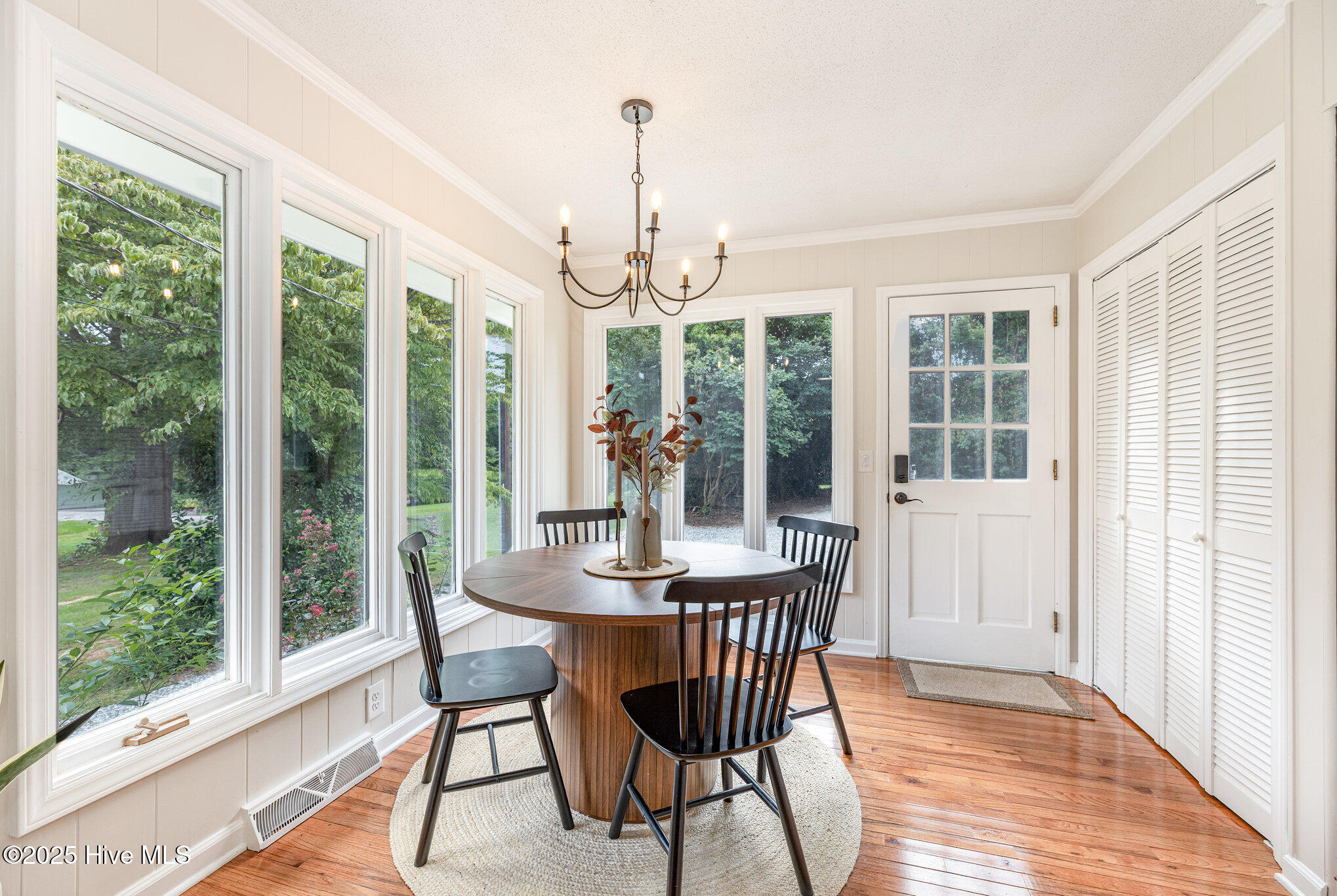 1810 S Mebane Street