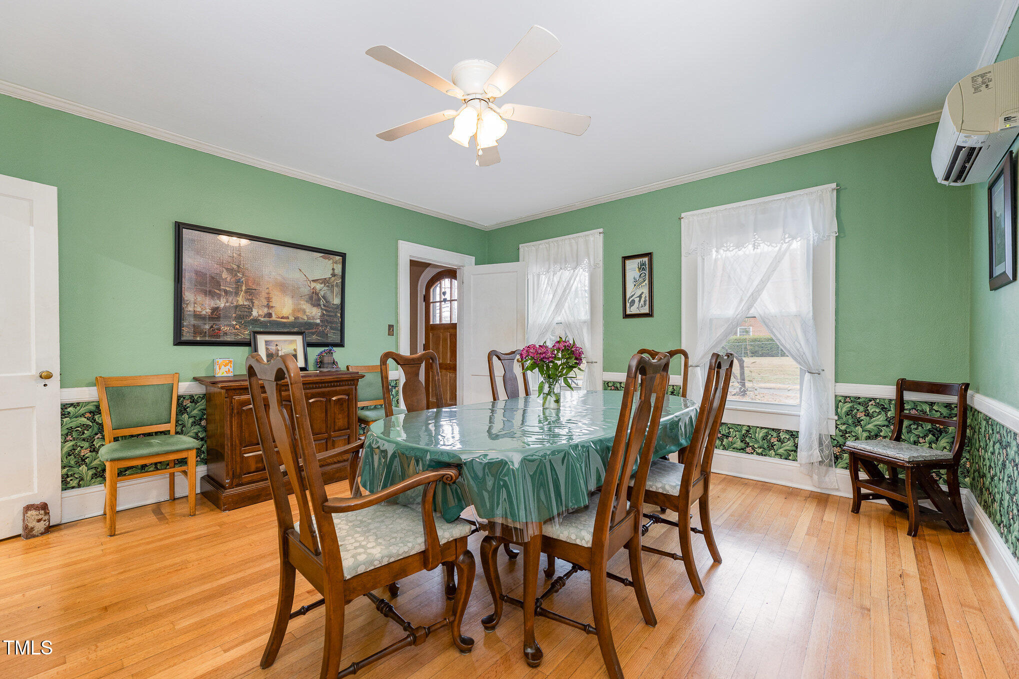 1303 Rainy Street