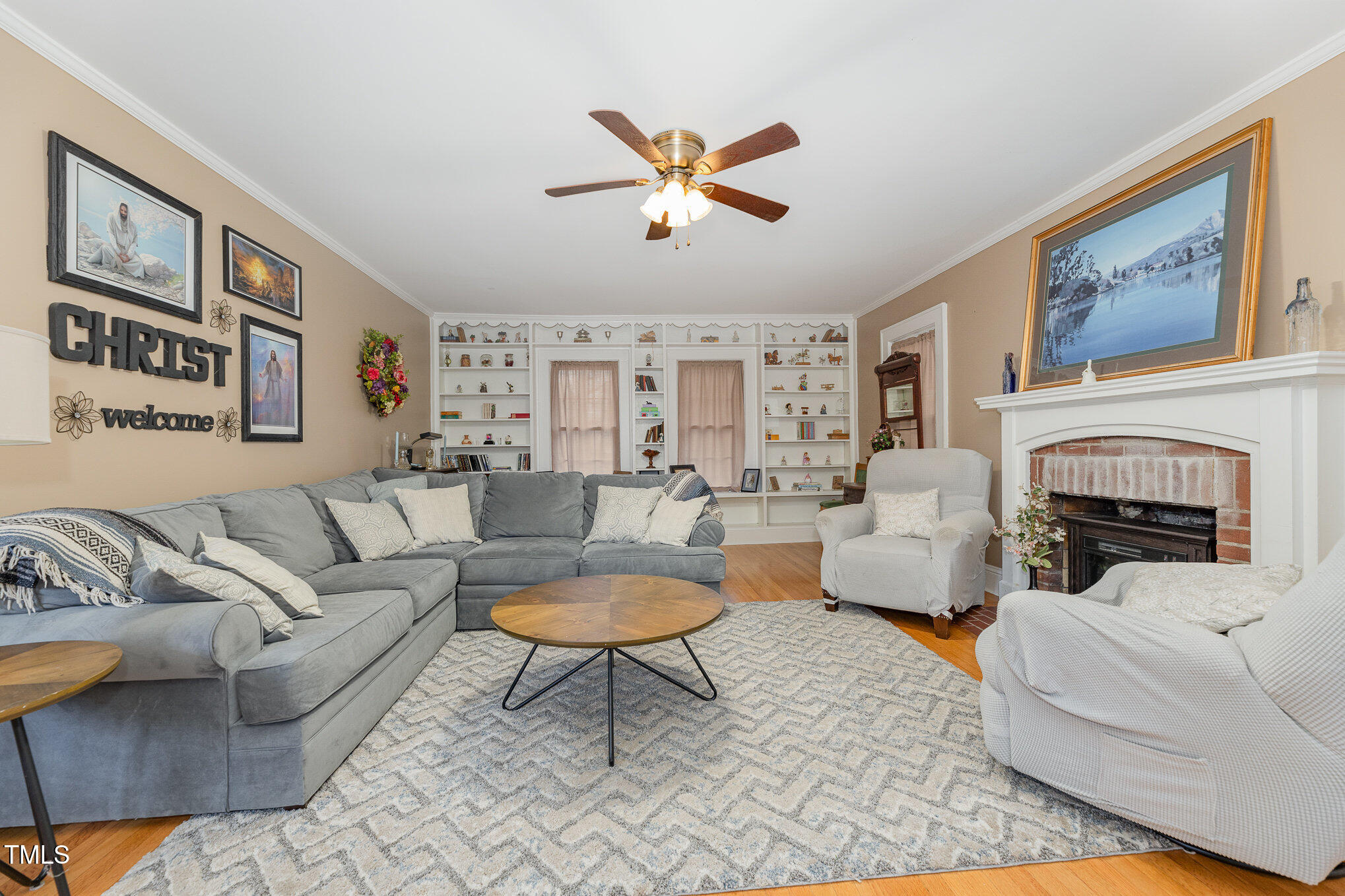 1303 Rainy Street