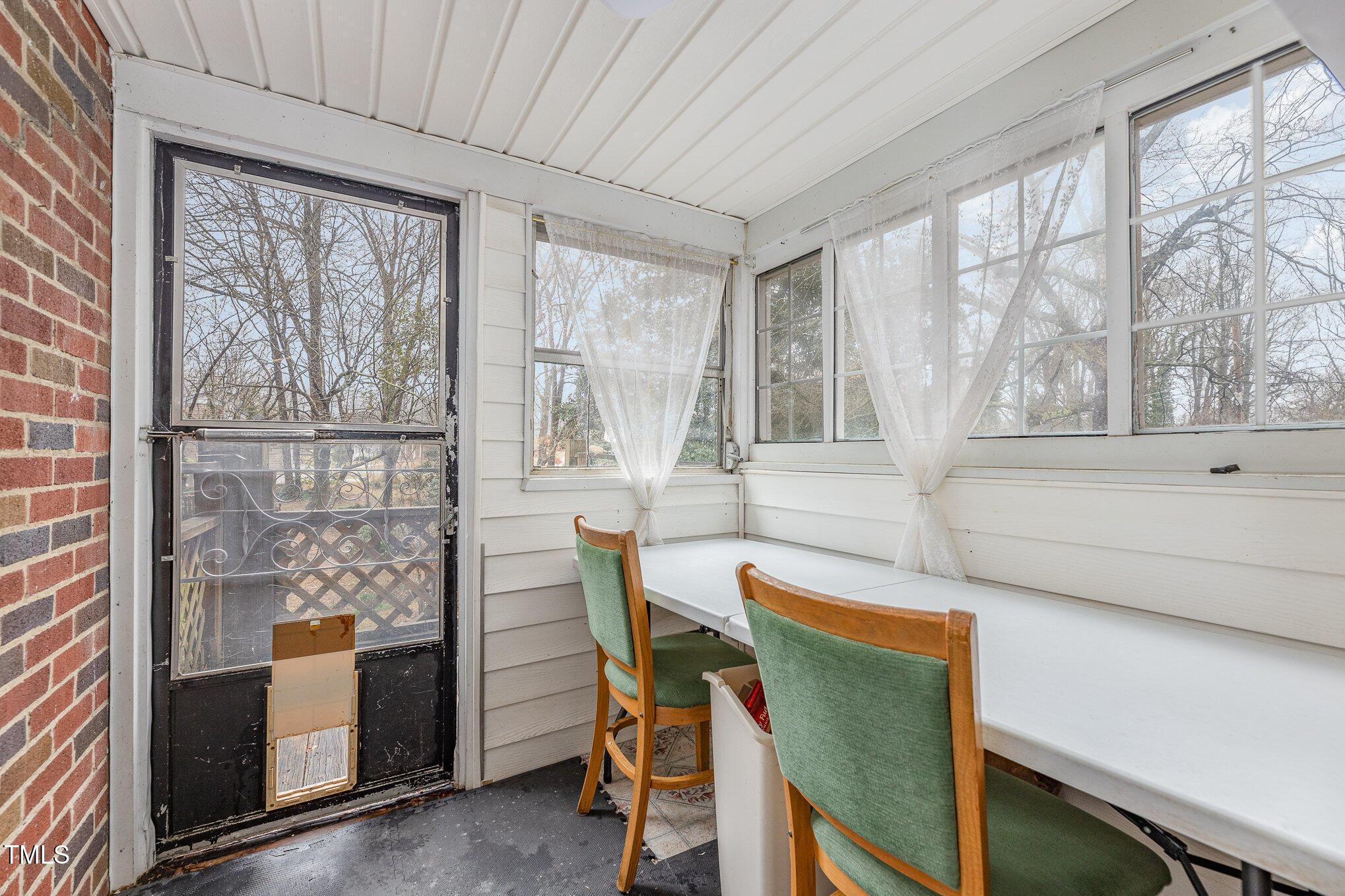 1303 Rainy Street