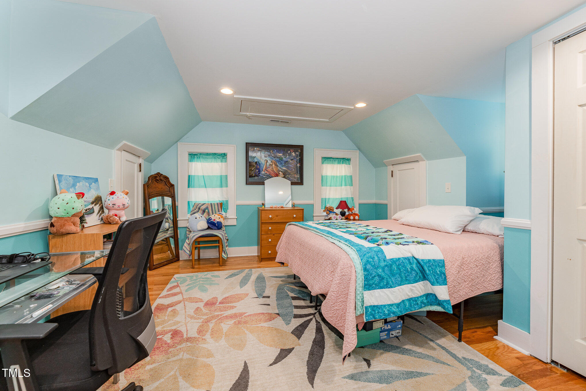 1303 Rainy Street