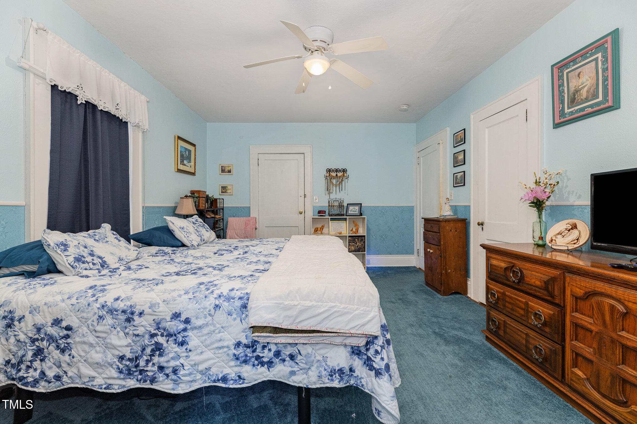 1303 Rainy Street