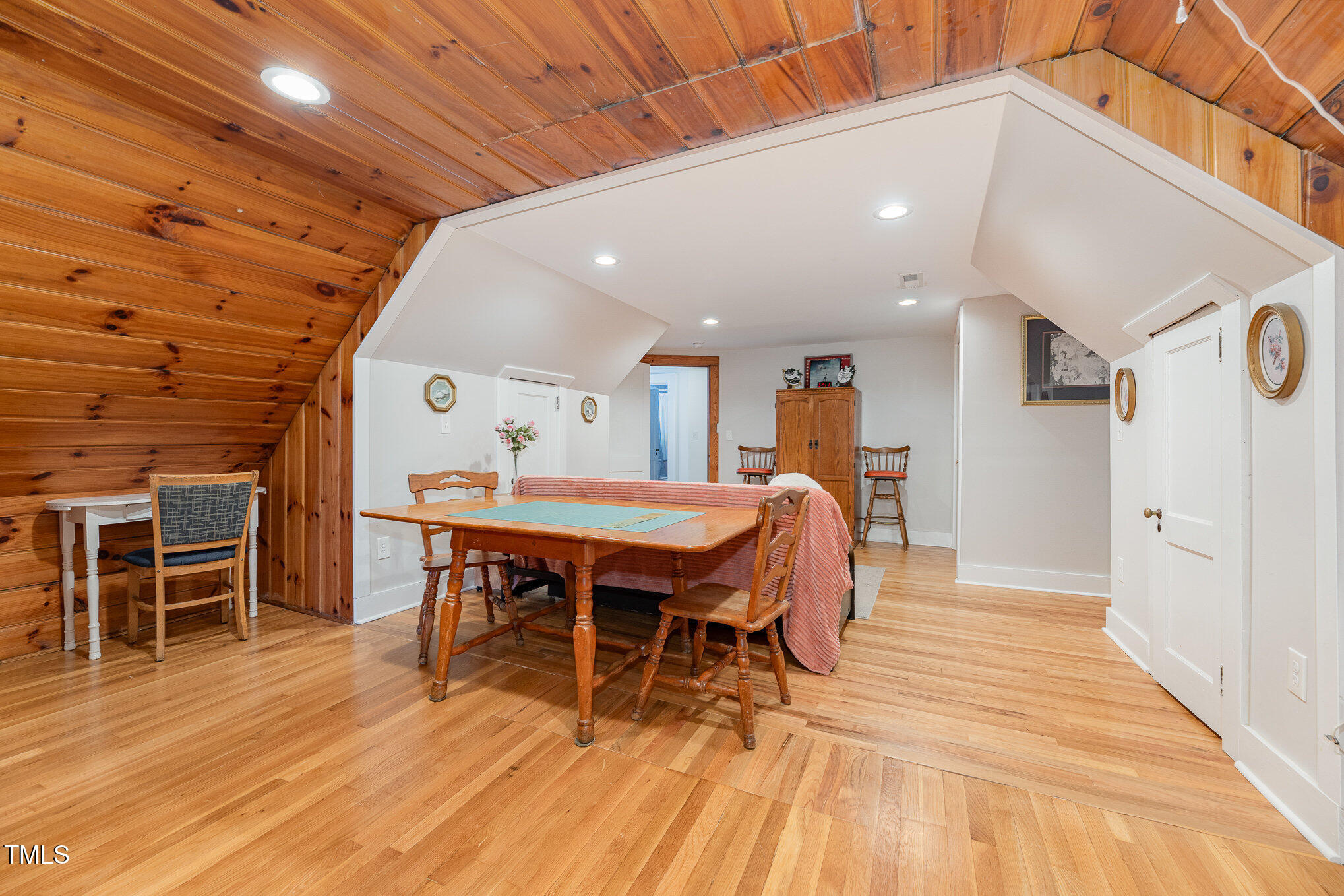 1303 Rainy Street
