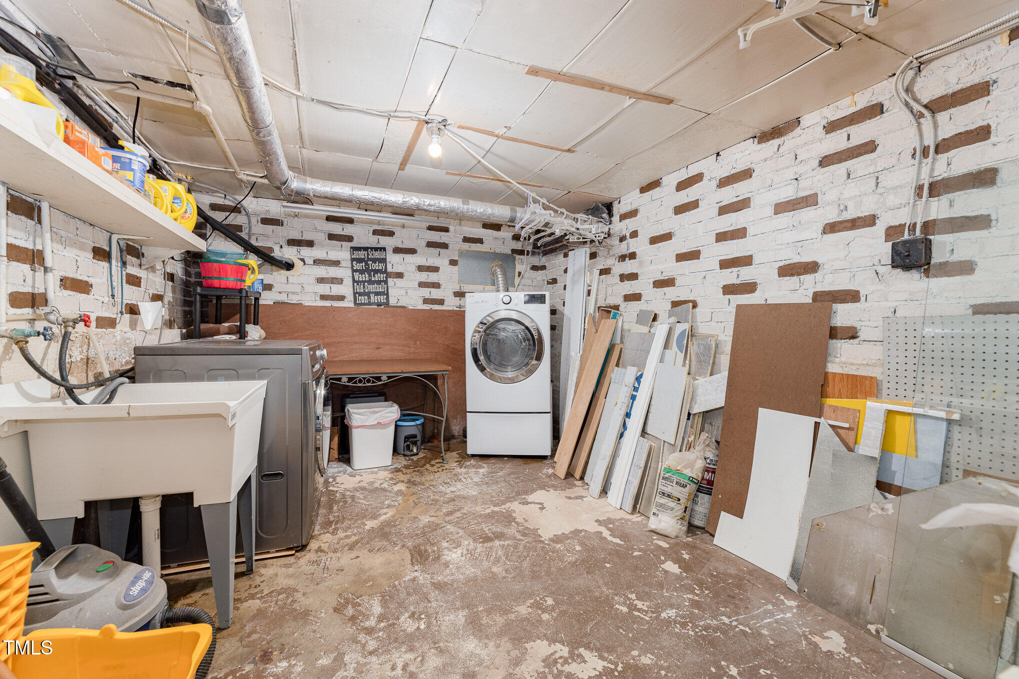 1303 Rainy Street