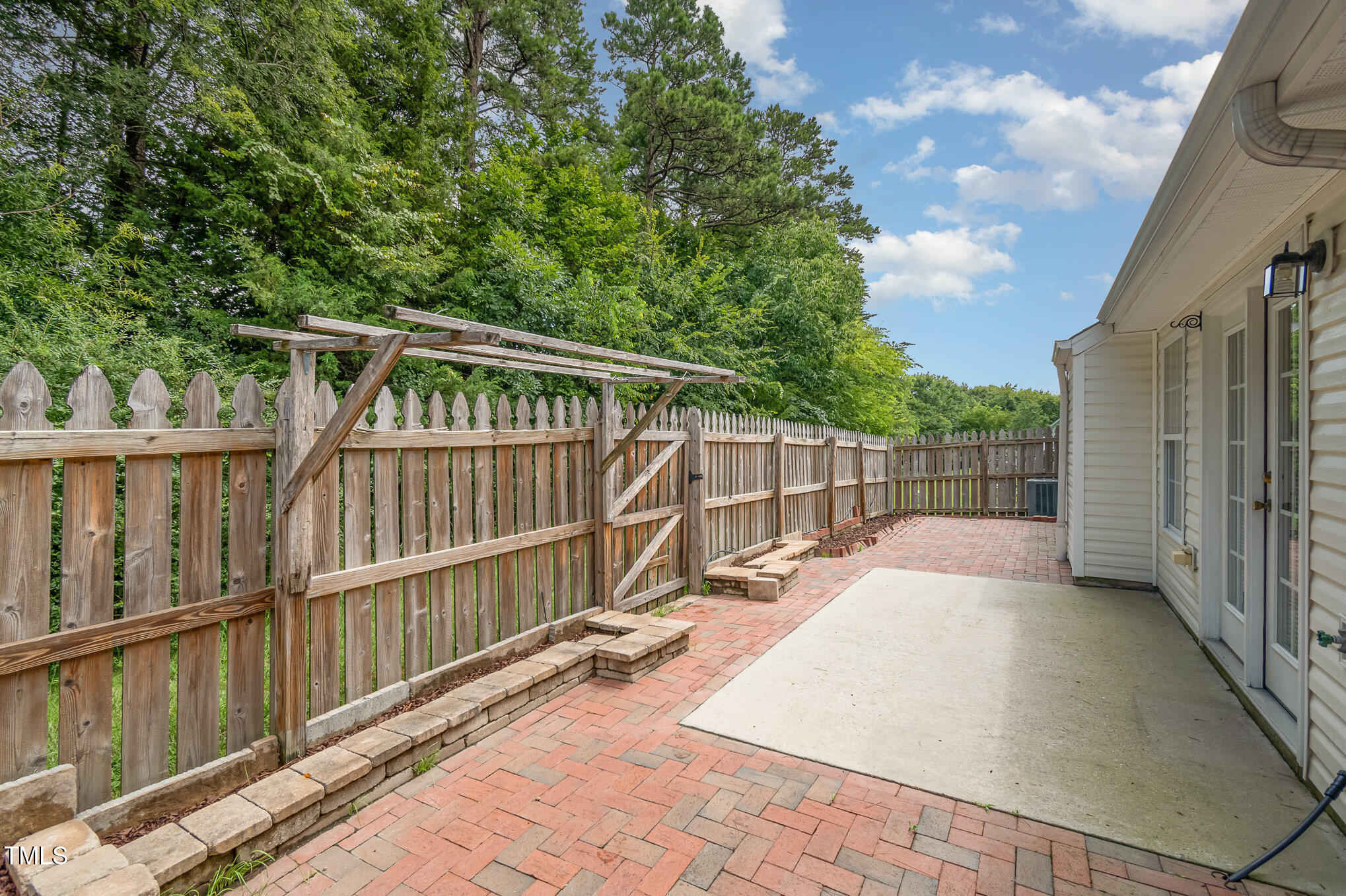 2114 Sweetbay Circle