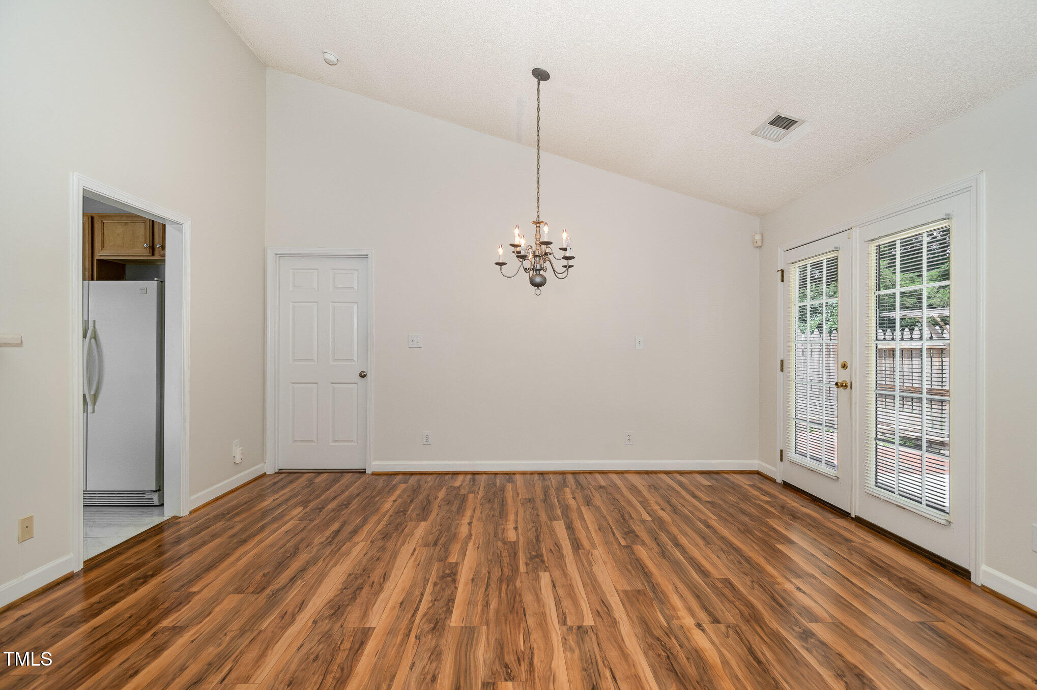 2114 Sweetbay Circle