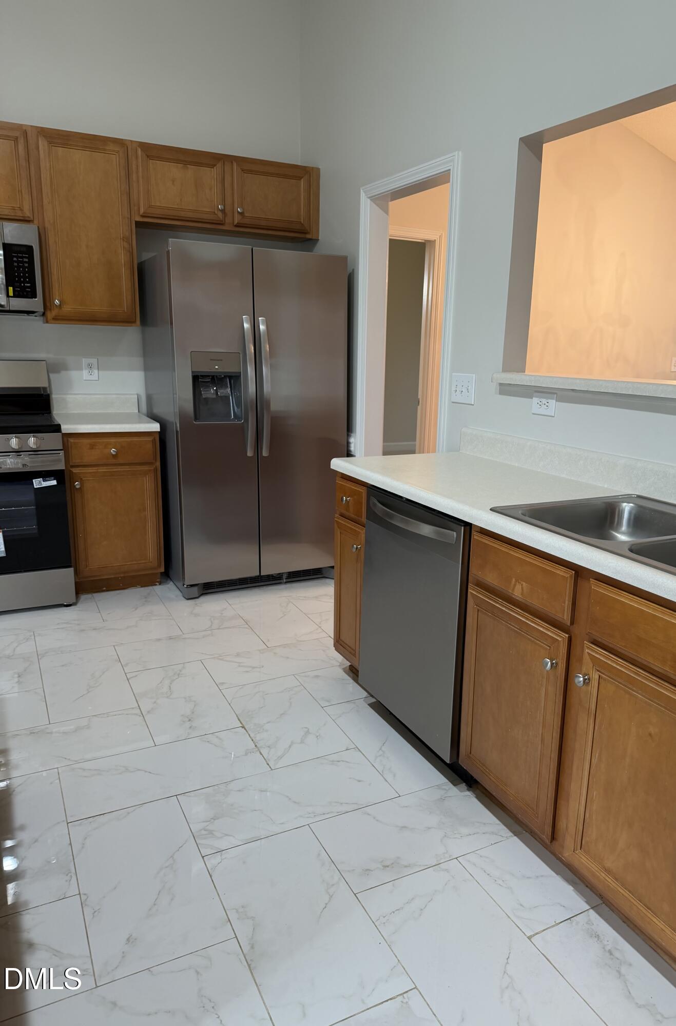 2114 Sweetbay Circle