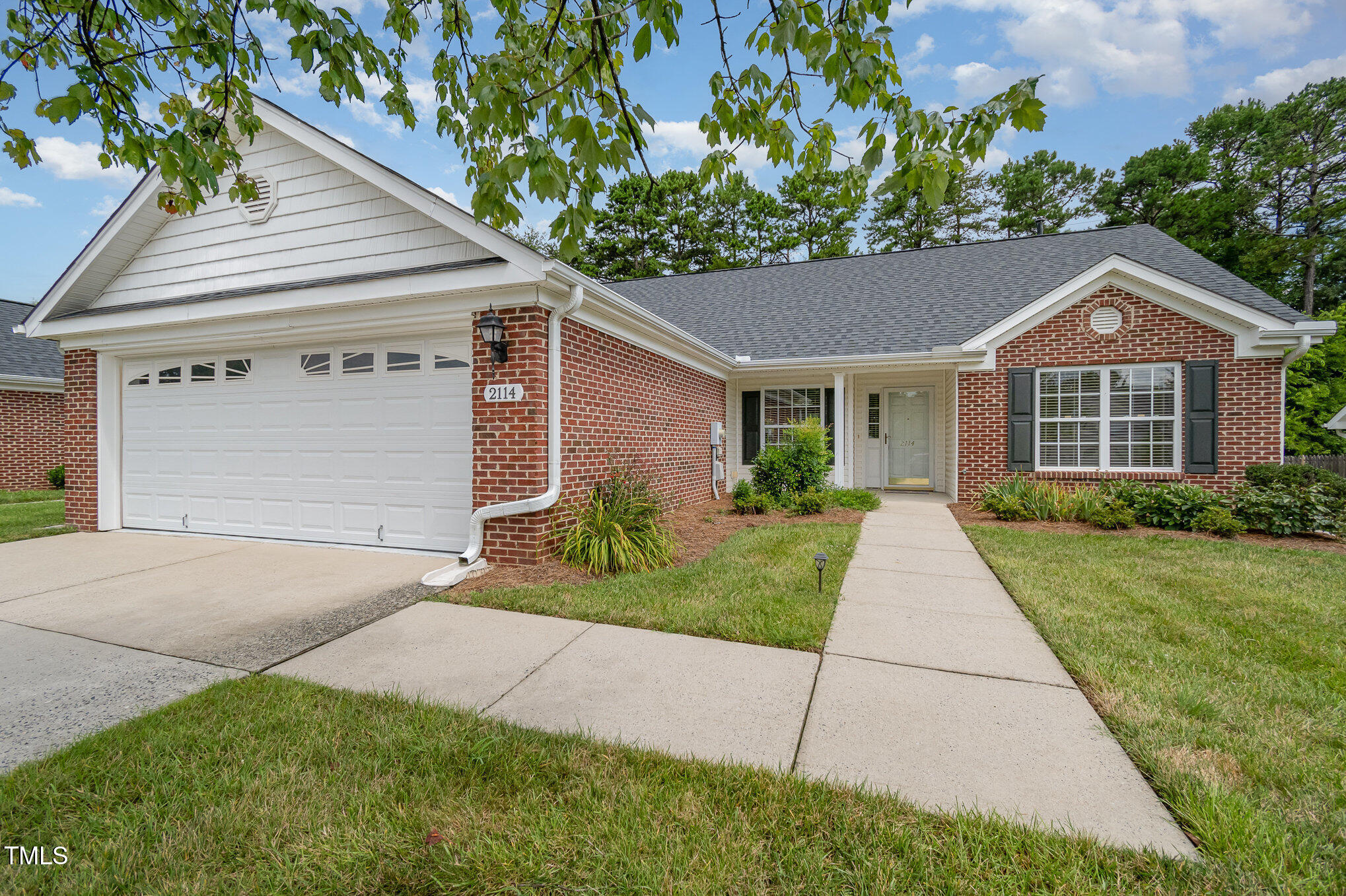 2114 Sweetbay Circle