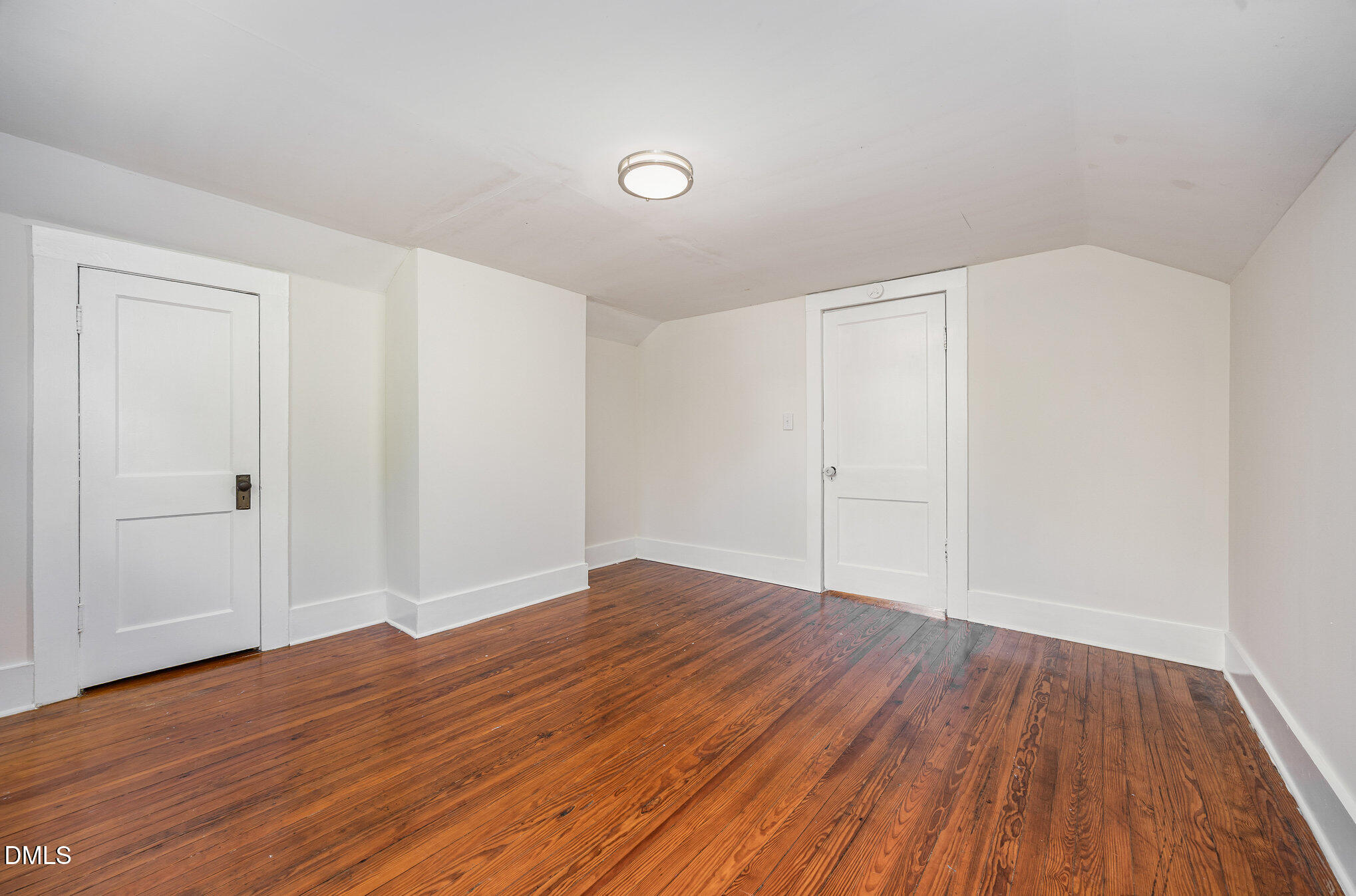 909 Burlington Avenue, Gibsonville