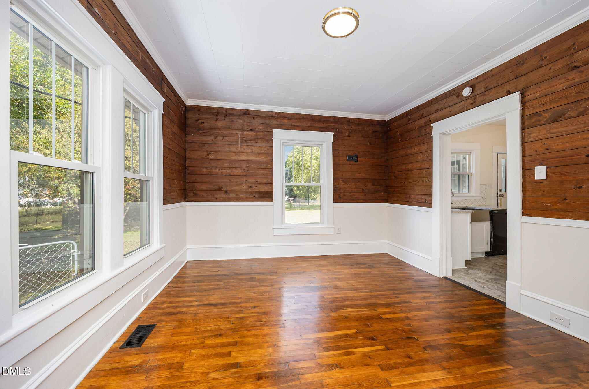 909 Burlington Avenue, Gibsonville