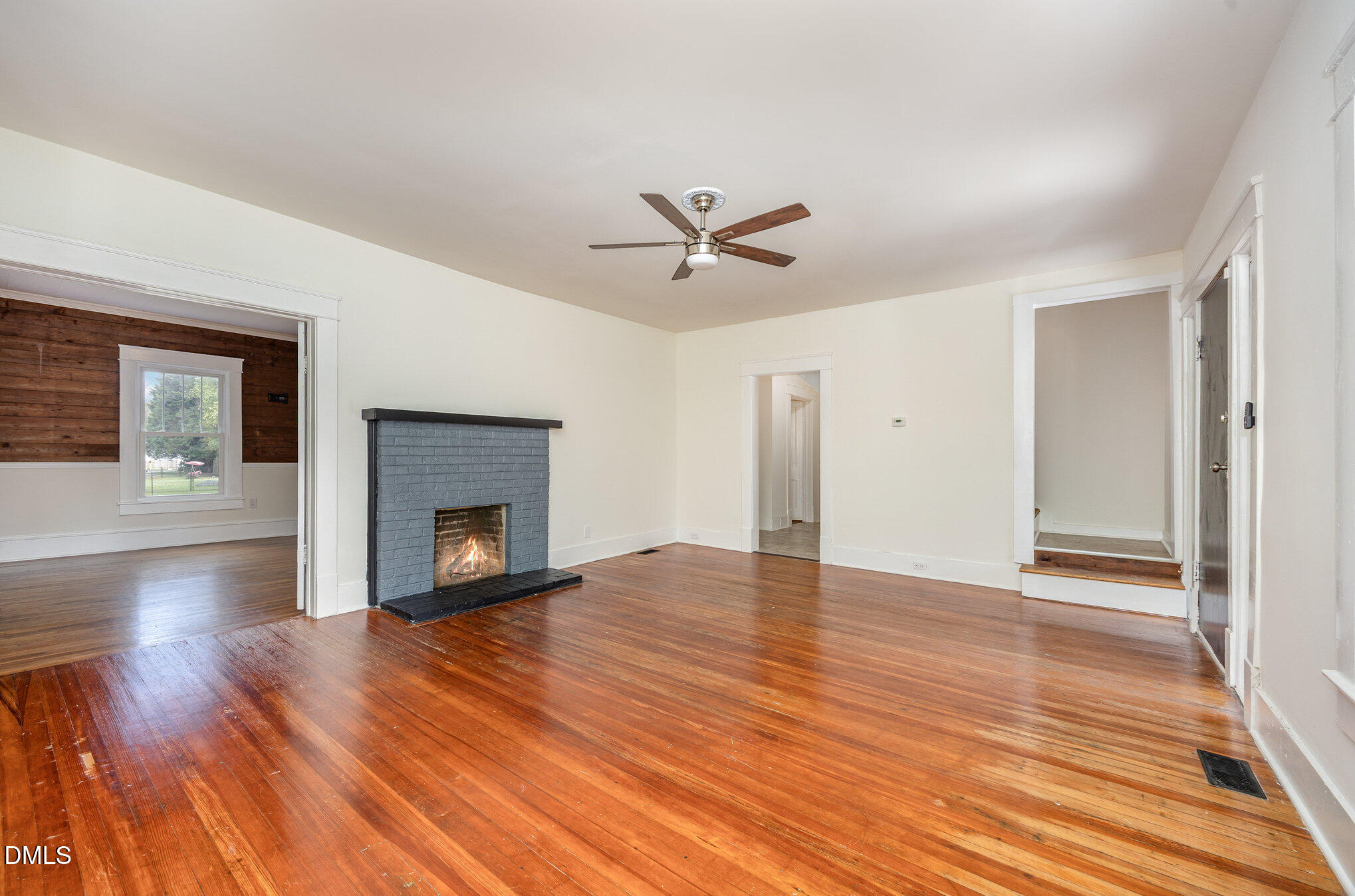 909 Burlington Avenue, Gibsonville