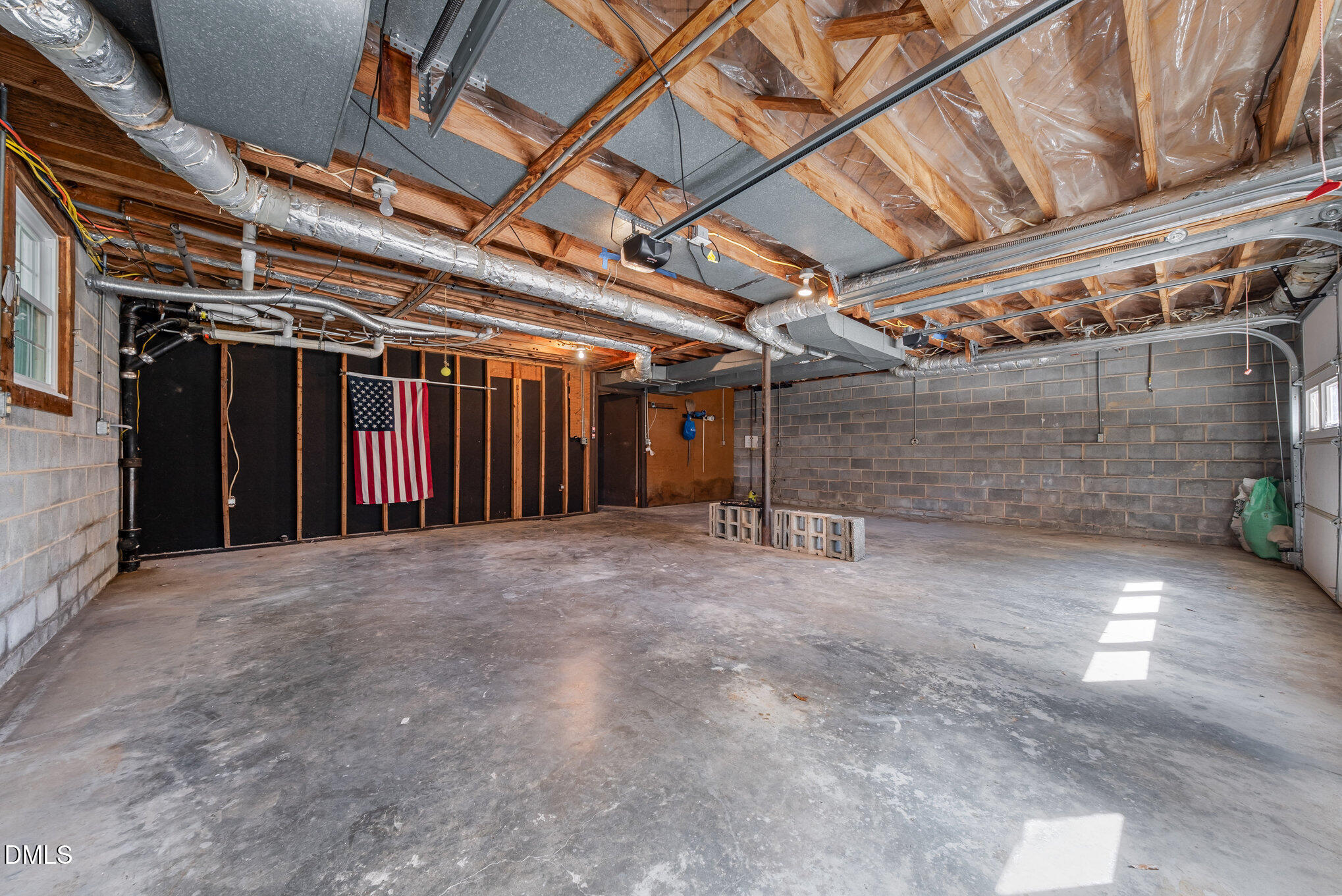 2055 Shirley Drive, Burlington