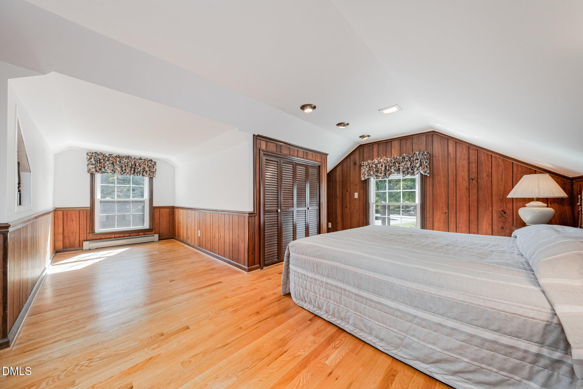 2055 Shirley Drive, Burlington