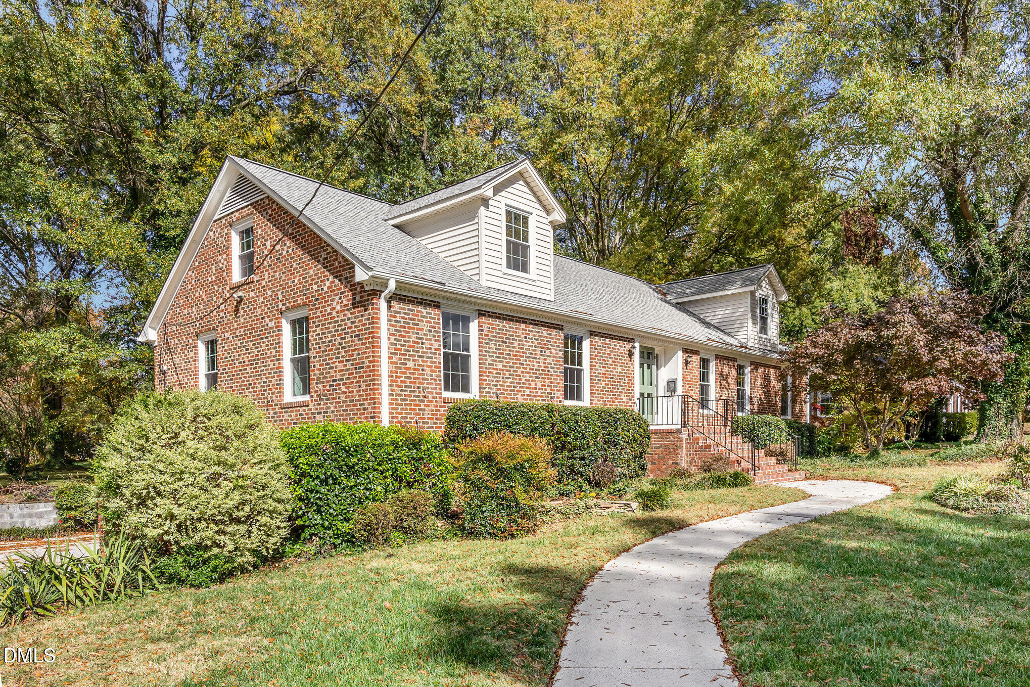 2055 Shirley Drive, Burlington