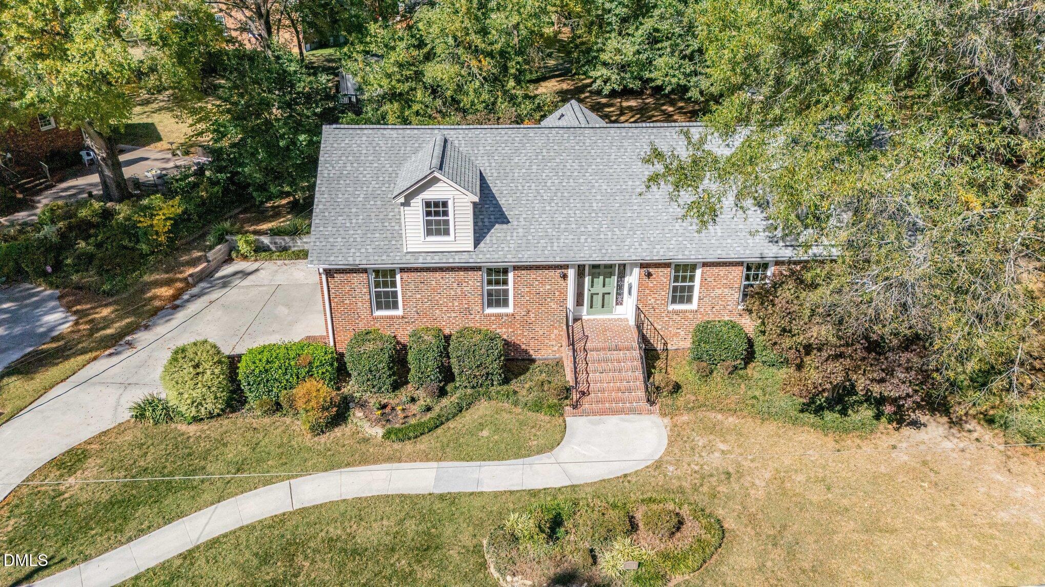 2055 Shirley Drive, Burlington