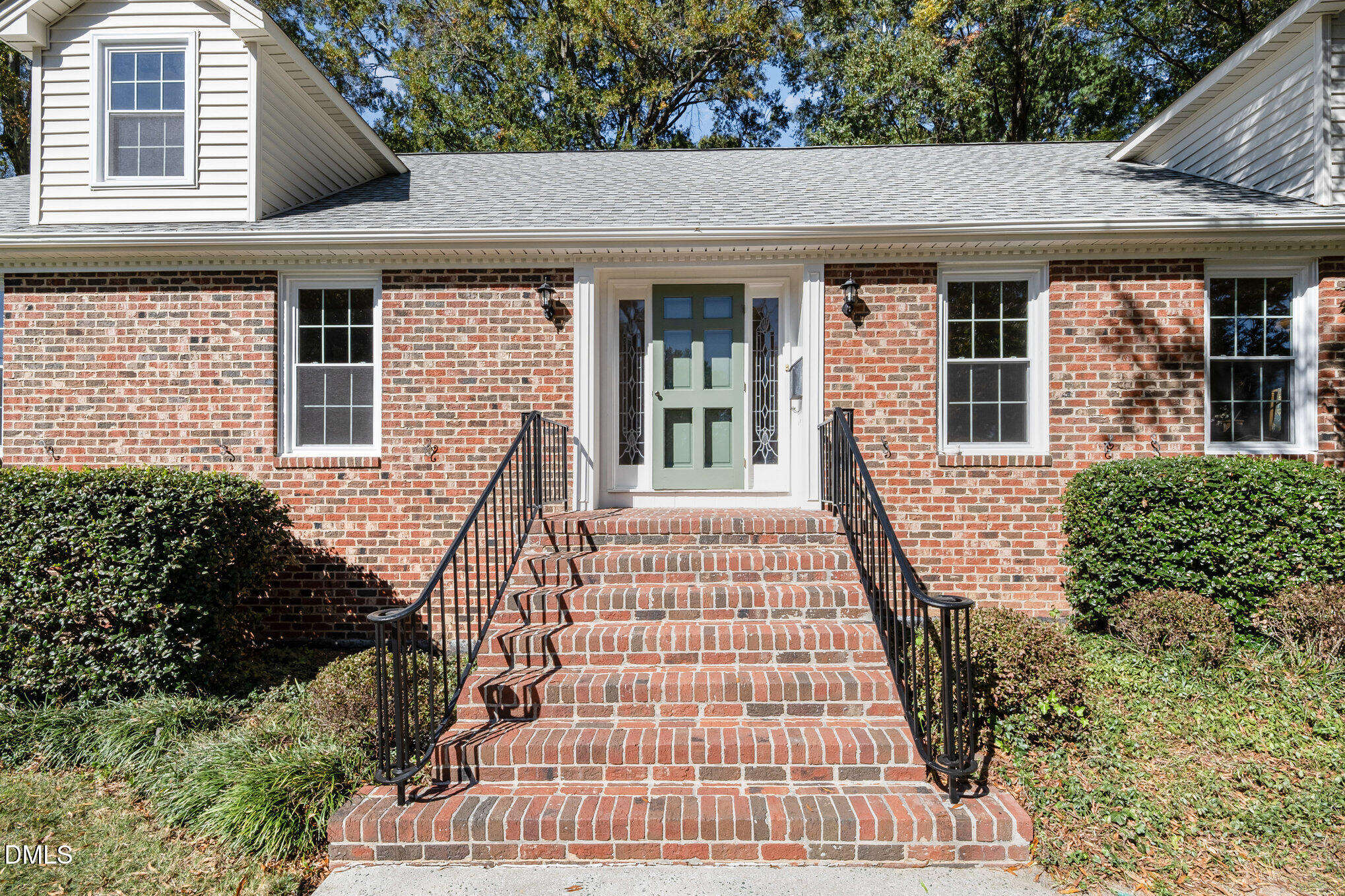 2055 Shirley Drive, Burlington